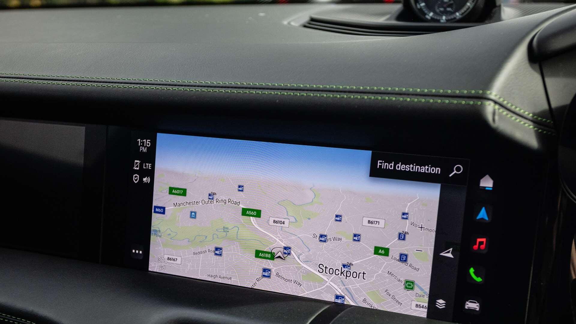 Porsche Taycan view 17