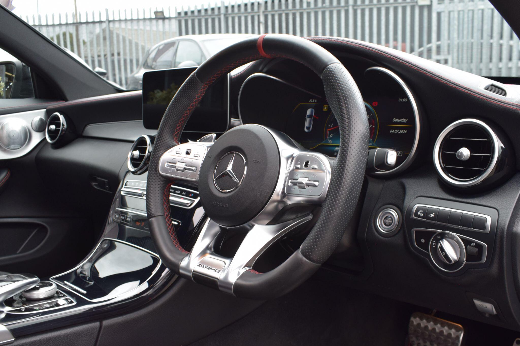 Mercedes-Benz C Class view 12