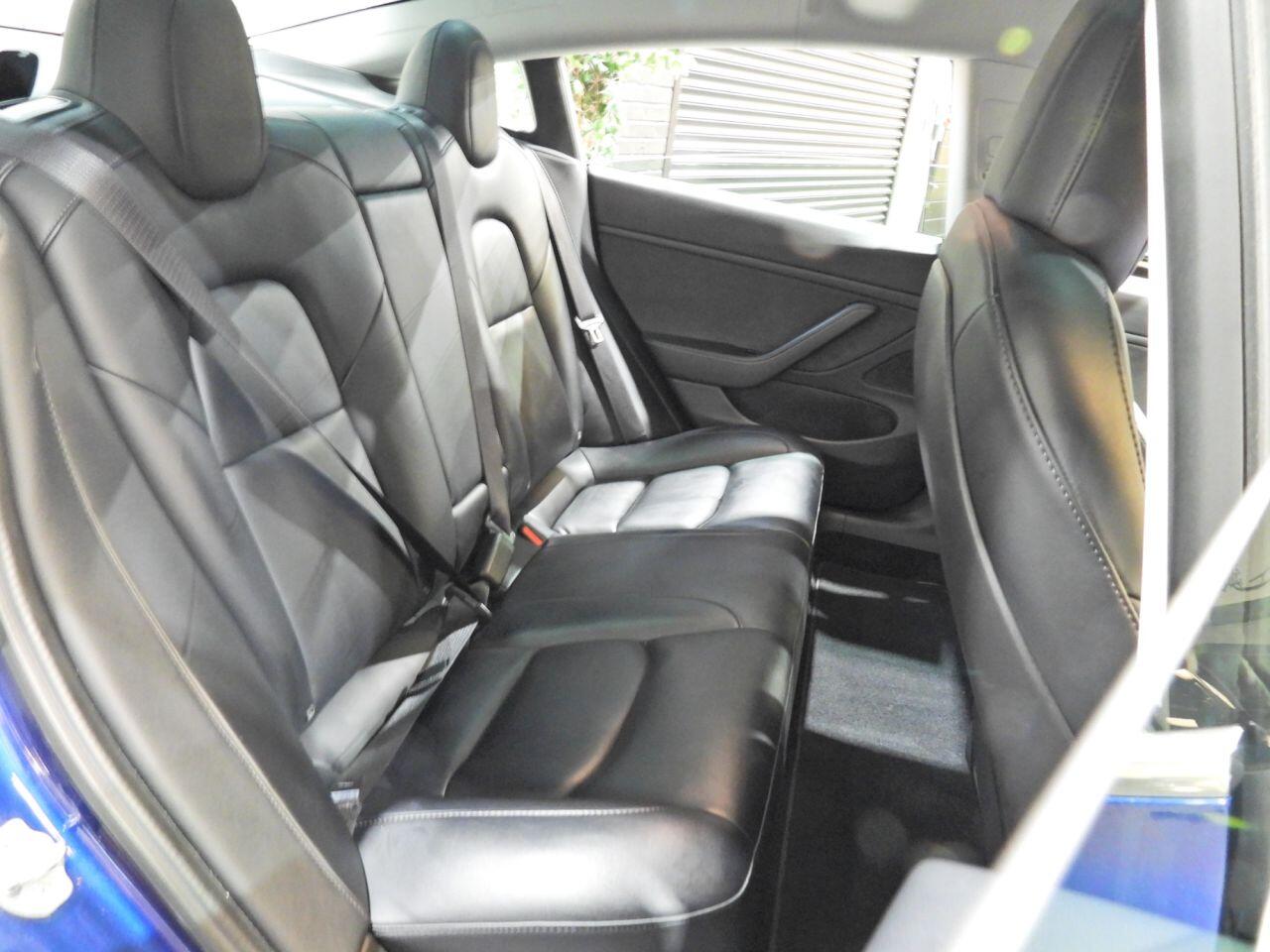 Tesla Model 3 view 20