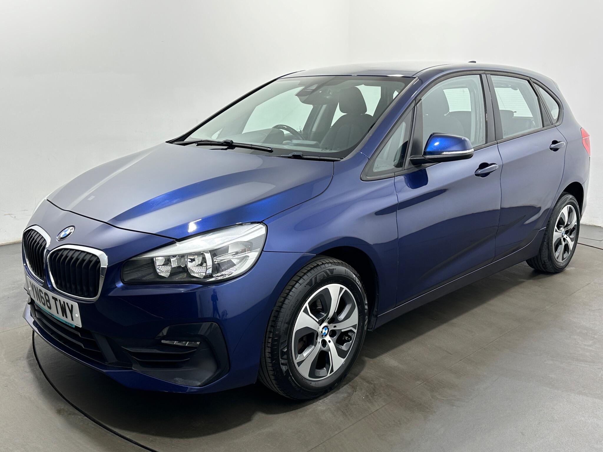 BMW 2 Series view 52