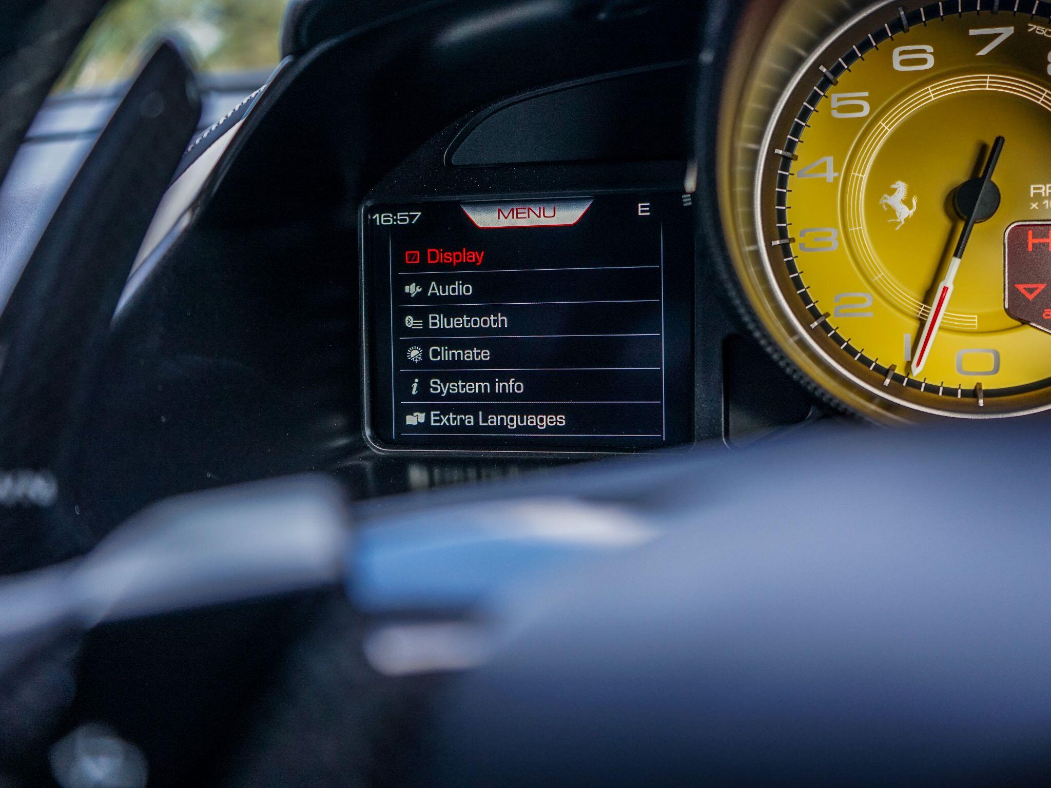 Ferrari 812 view 34