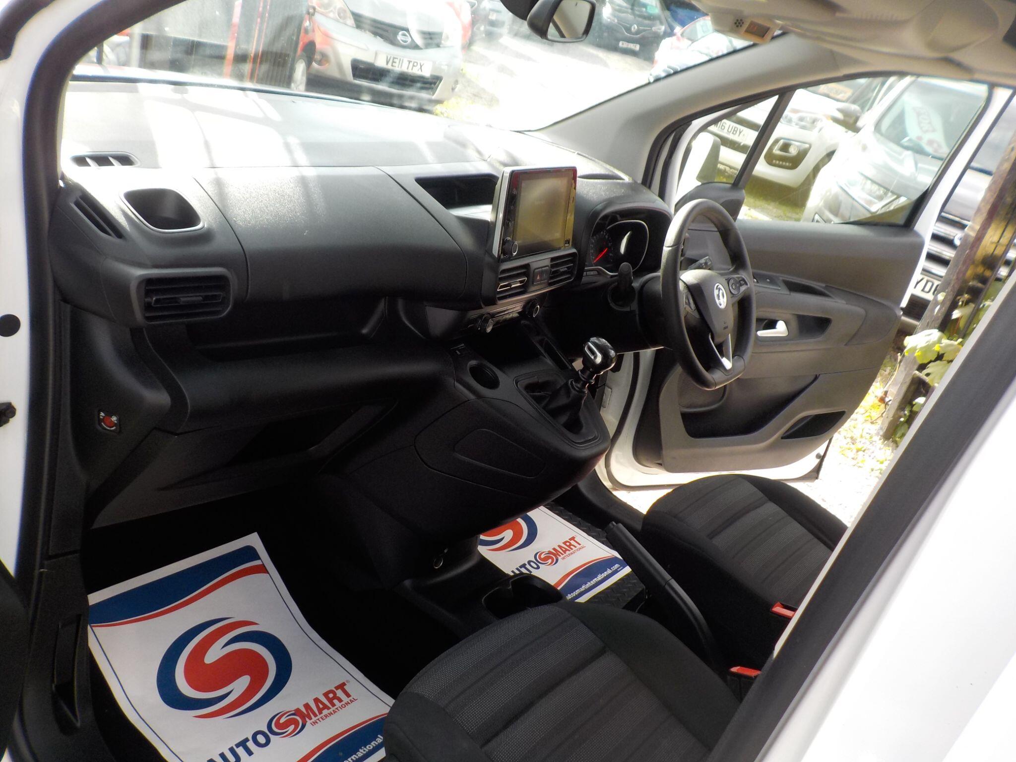 Vauxhall Combo Life 1.5 Turbo D BlueInjection Energy Euro 6 (s/s) 5dr
