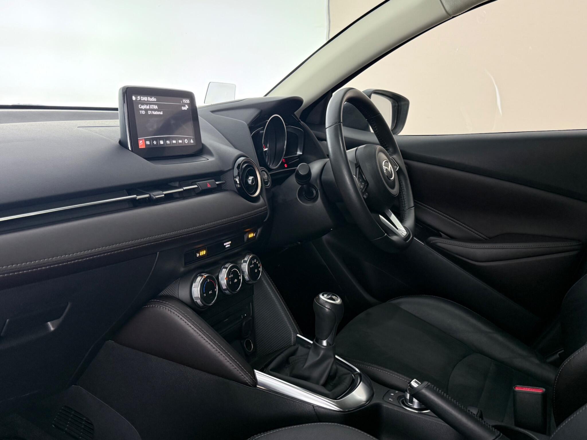 Mazda Mazda2 view 3