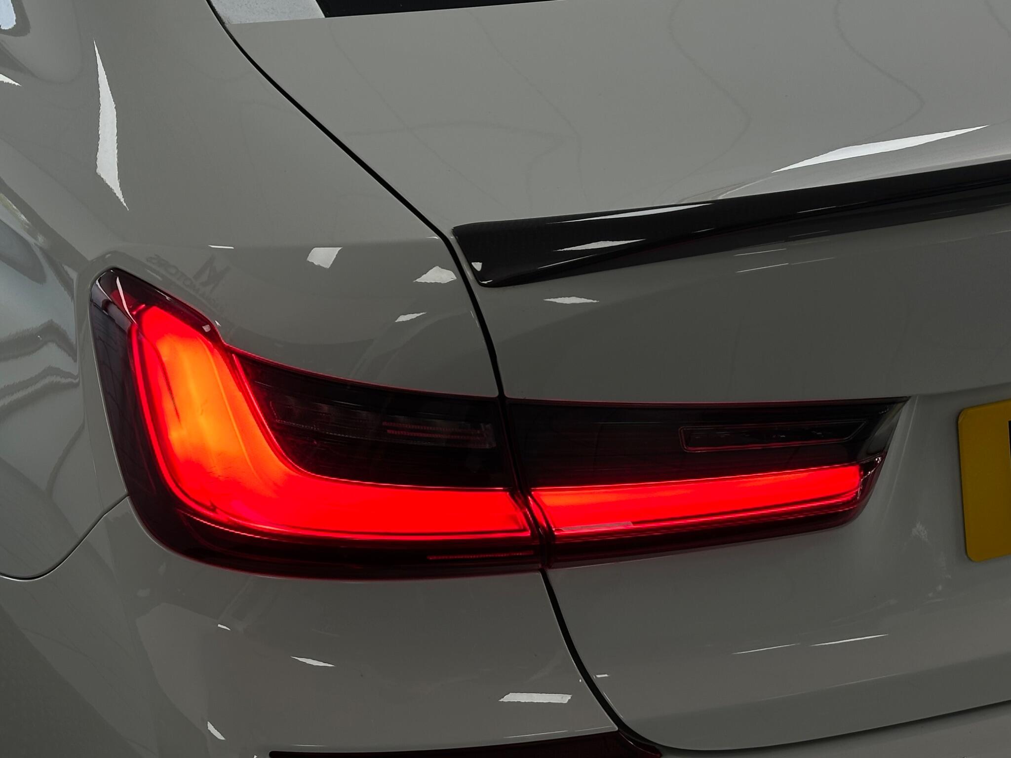 BMW 3 Series view 40