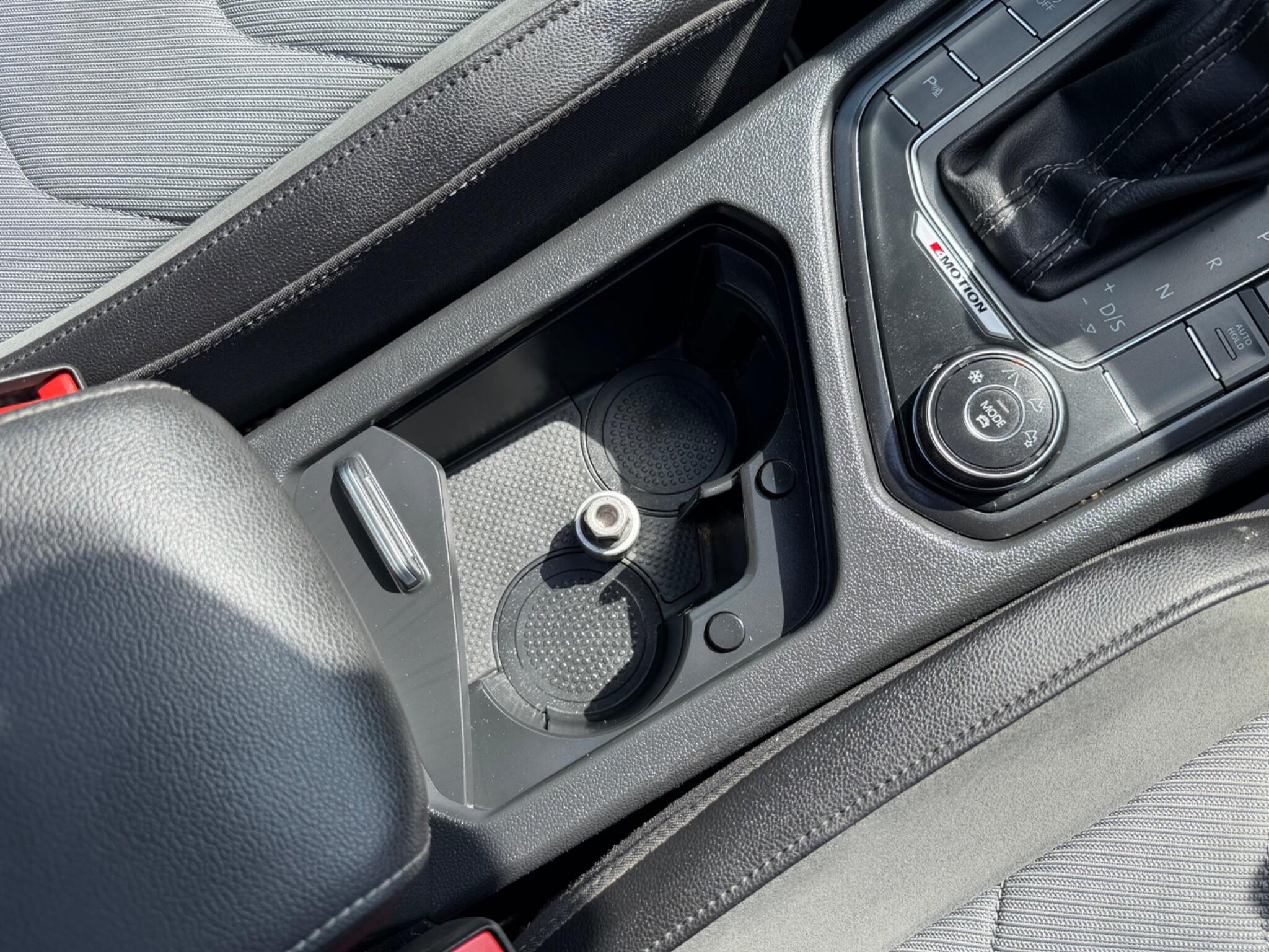 Volkswagen Tiguan view 73