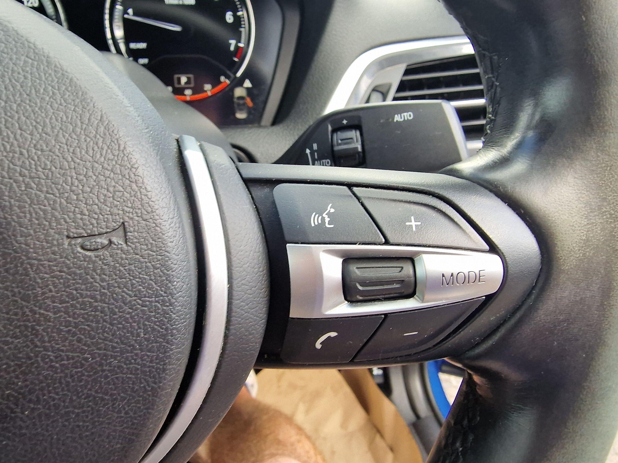 BMW 2 Series view 23