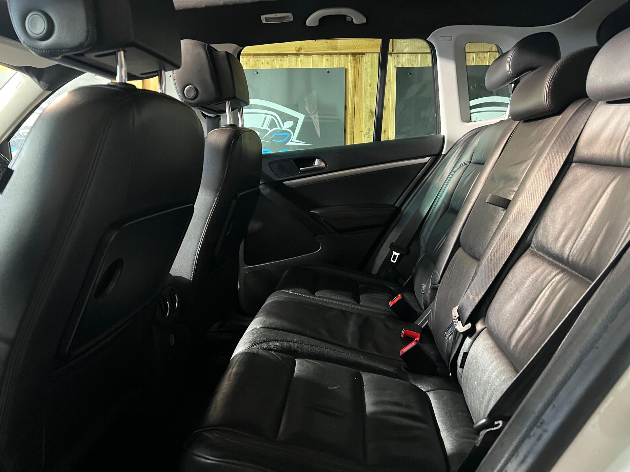 Volkswagen Tiguan view 34
