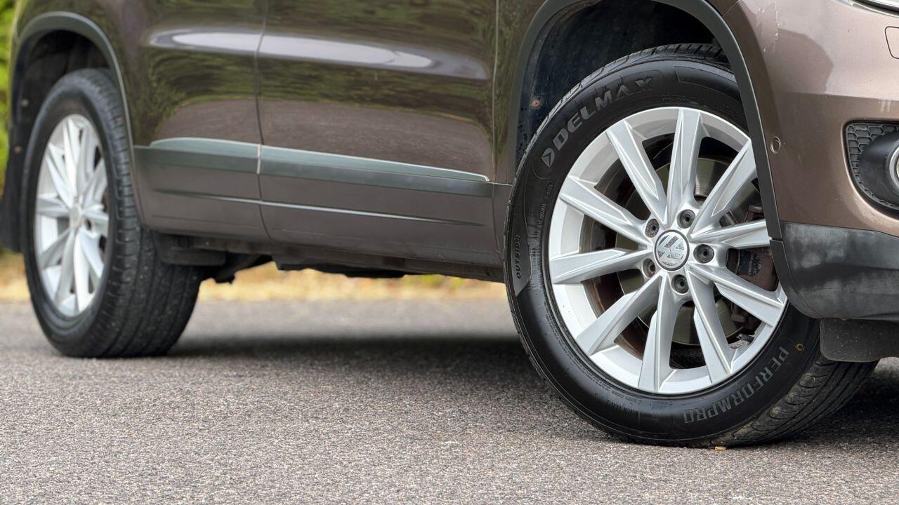 Volkswagen Tiguan view 7