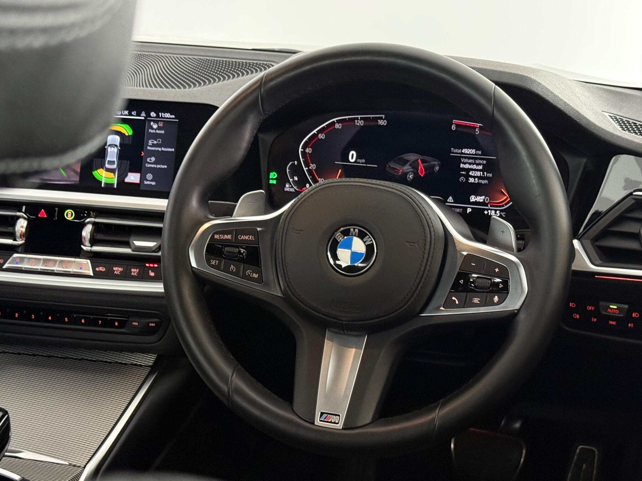 BMW 3 Series view 13