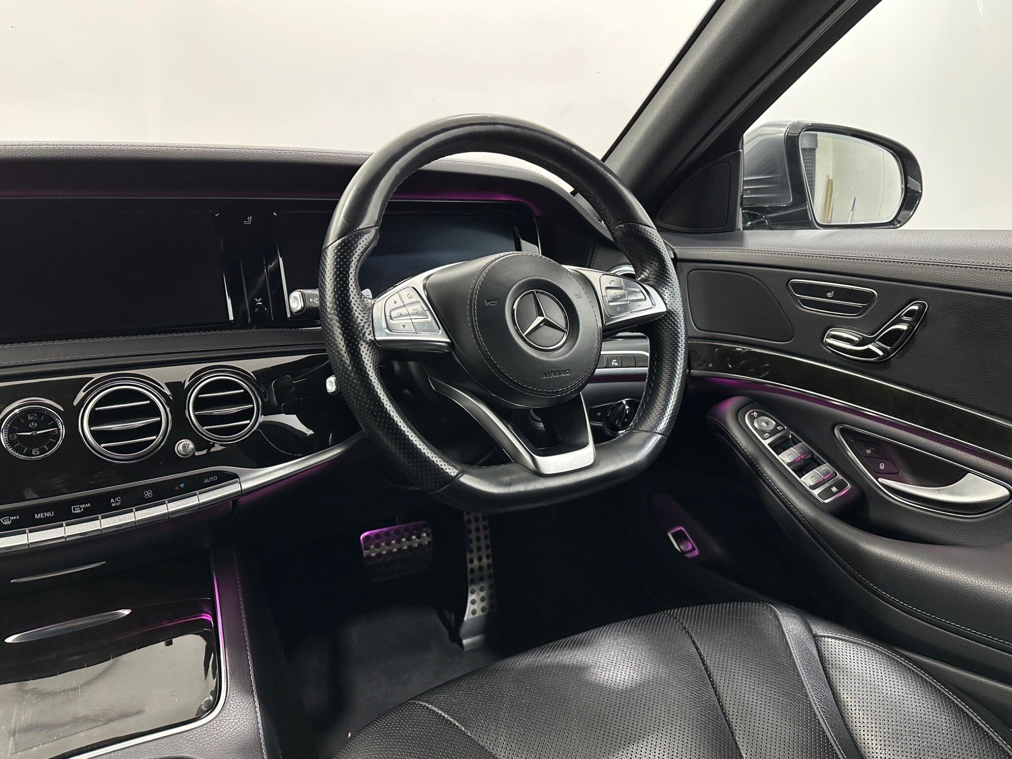 Mercedes-Benz S-Class view 11