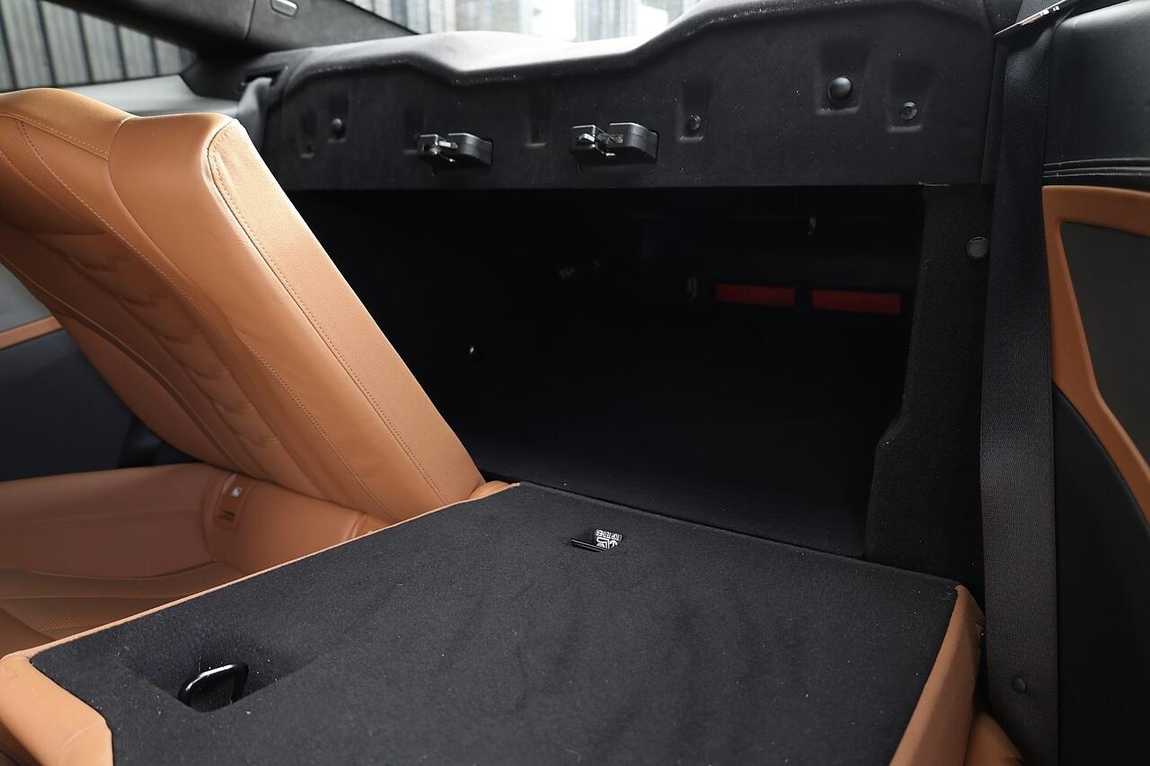 BMW 8 Series view 44