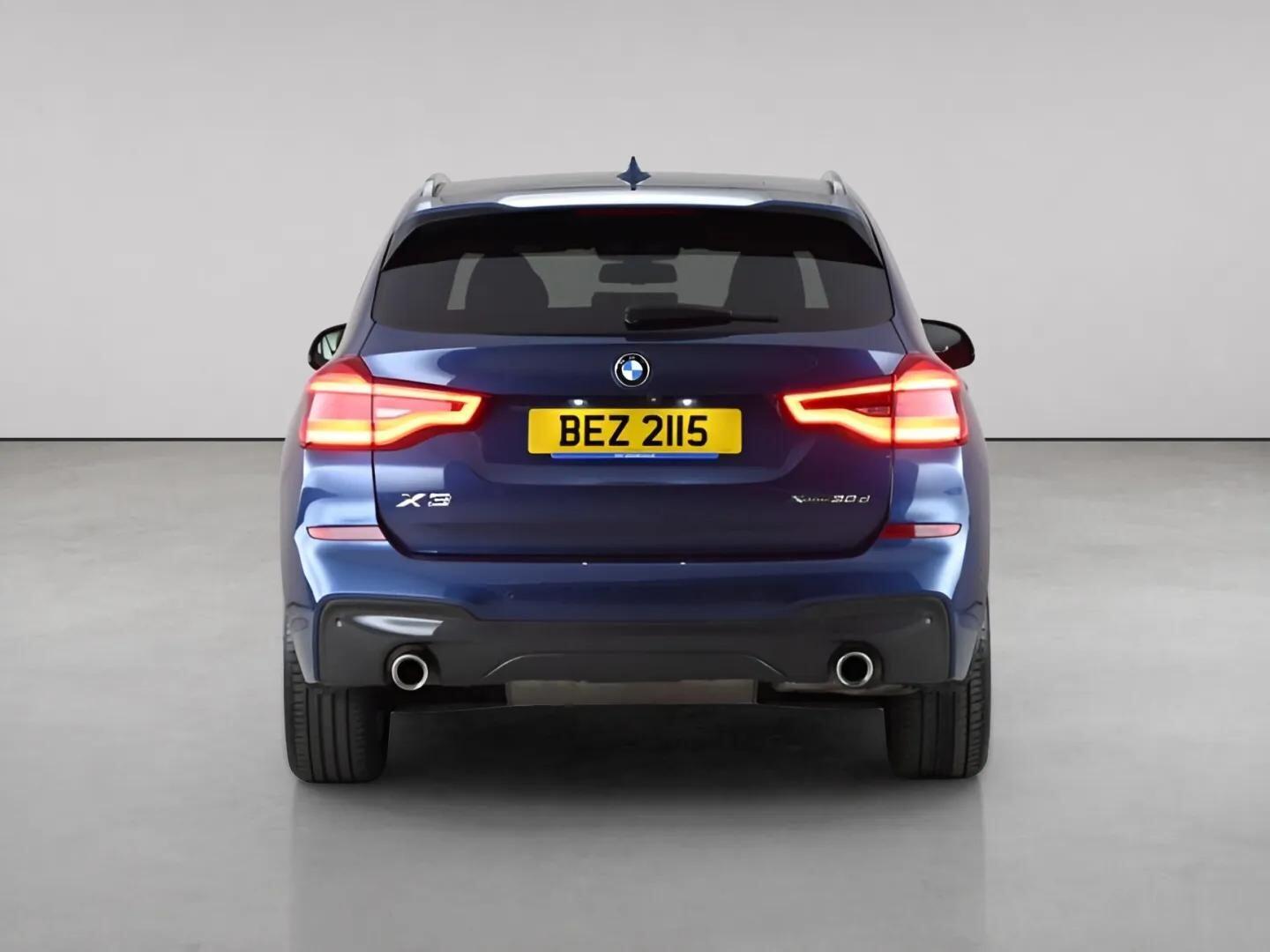 BMW X3 view 6