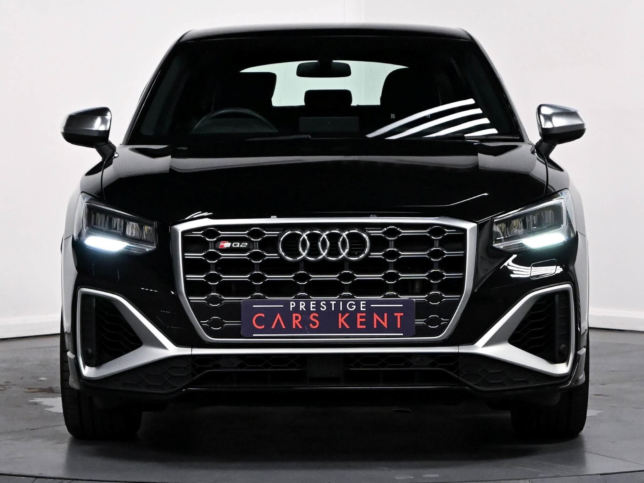 Audi SQ2 view 17