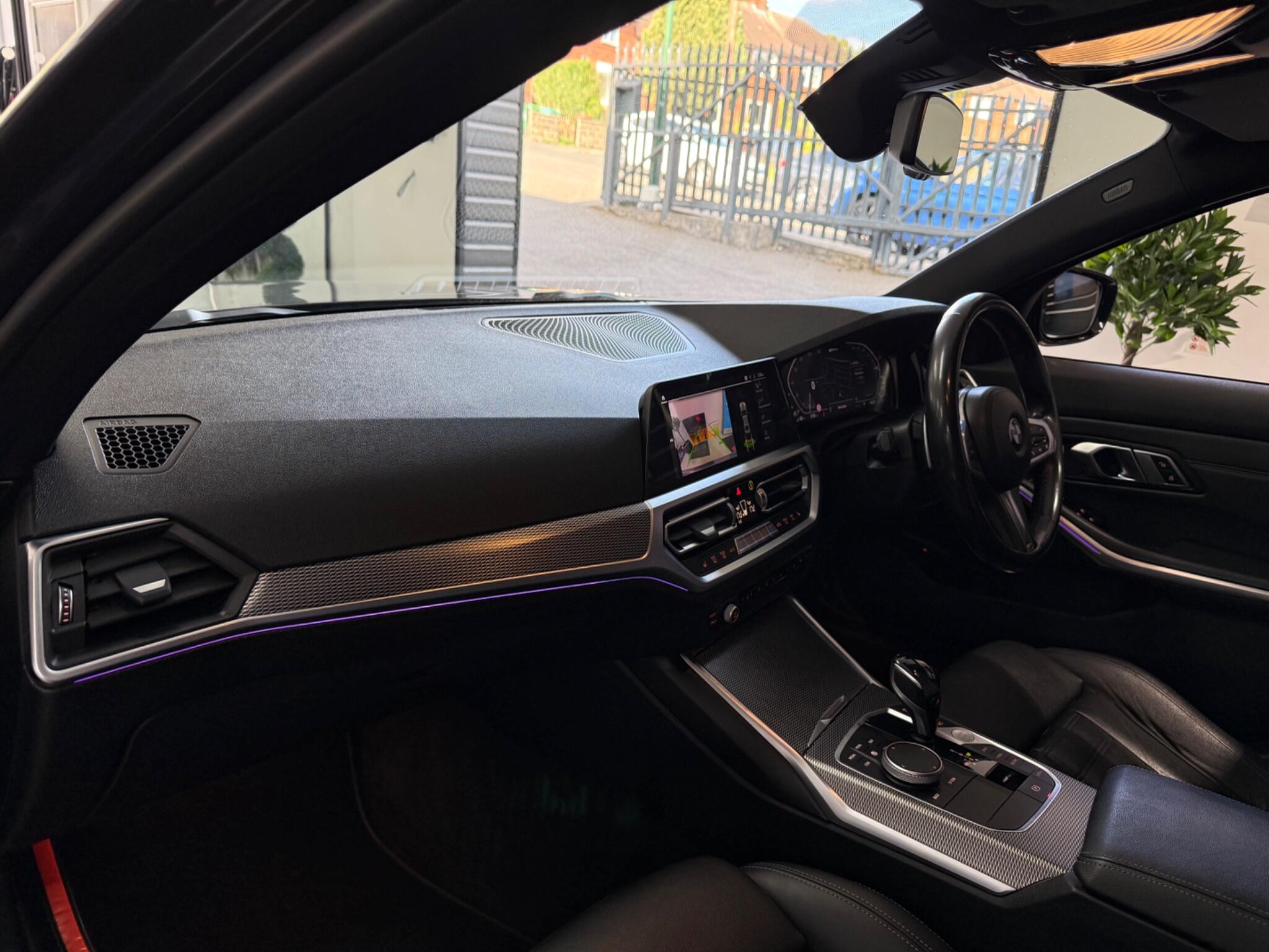 BMW 3 Series view 33