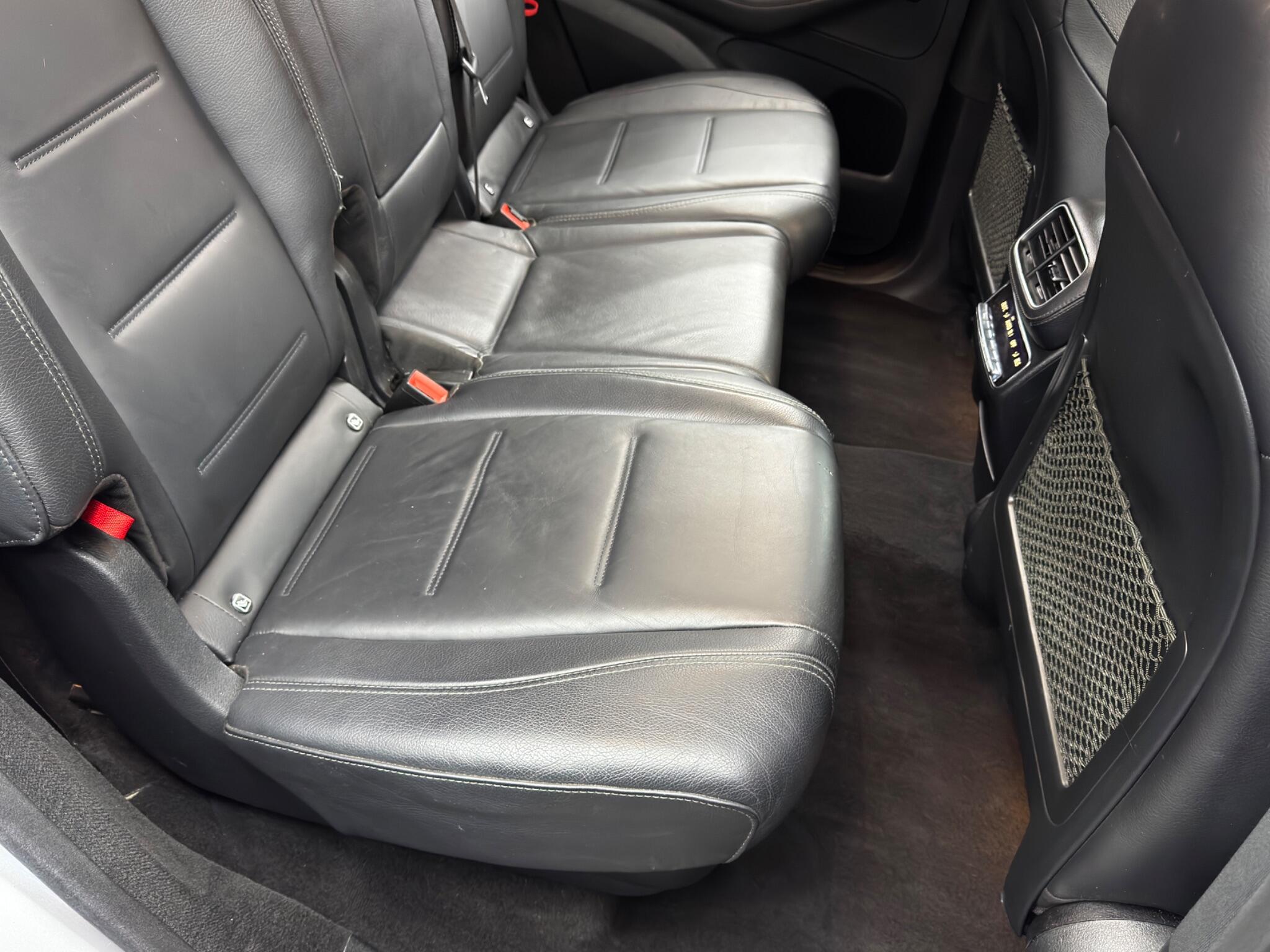 Mercedes-Benz Gle view 15