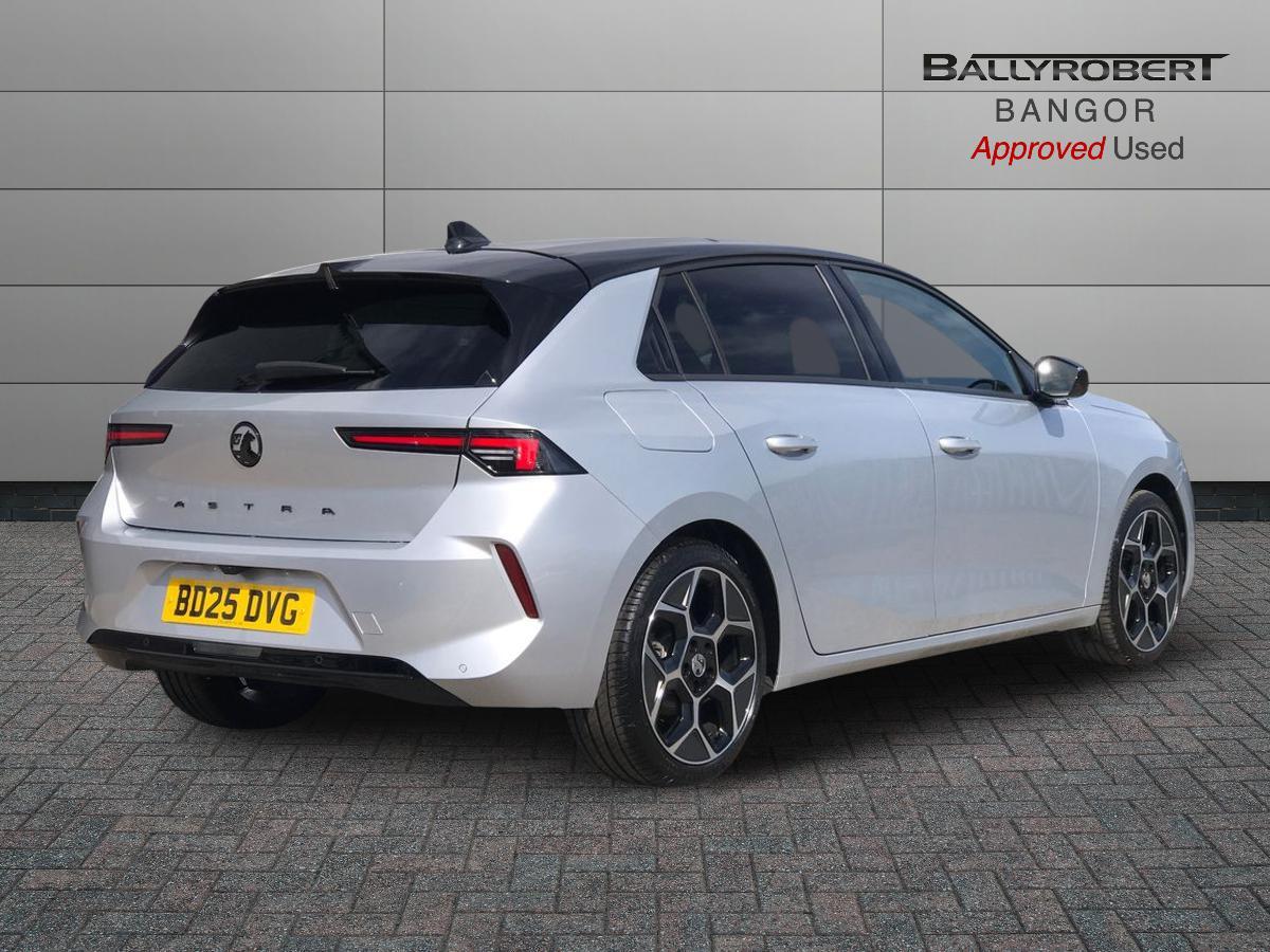 Vauxhall Astra view 15