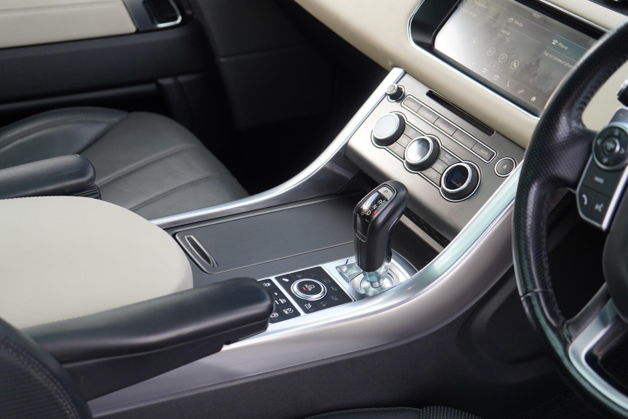Land Rover Range Rover Sport view 21