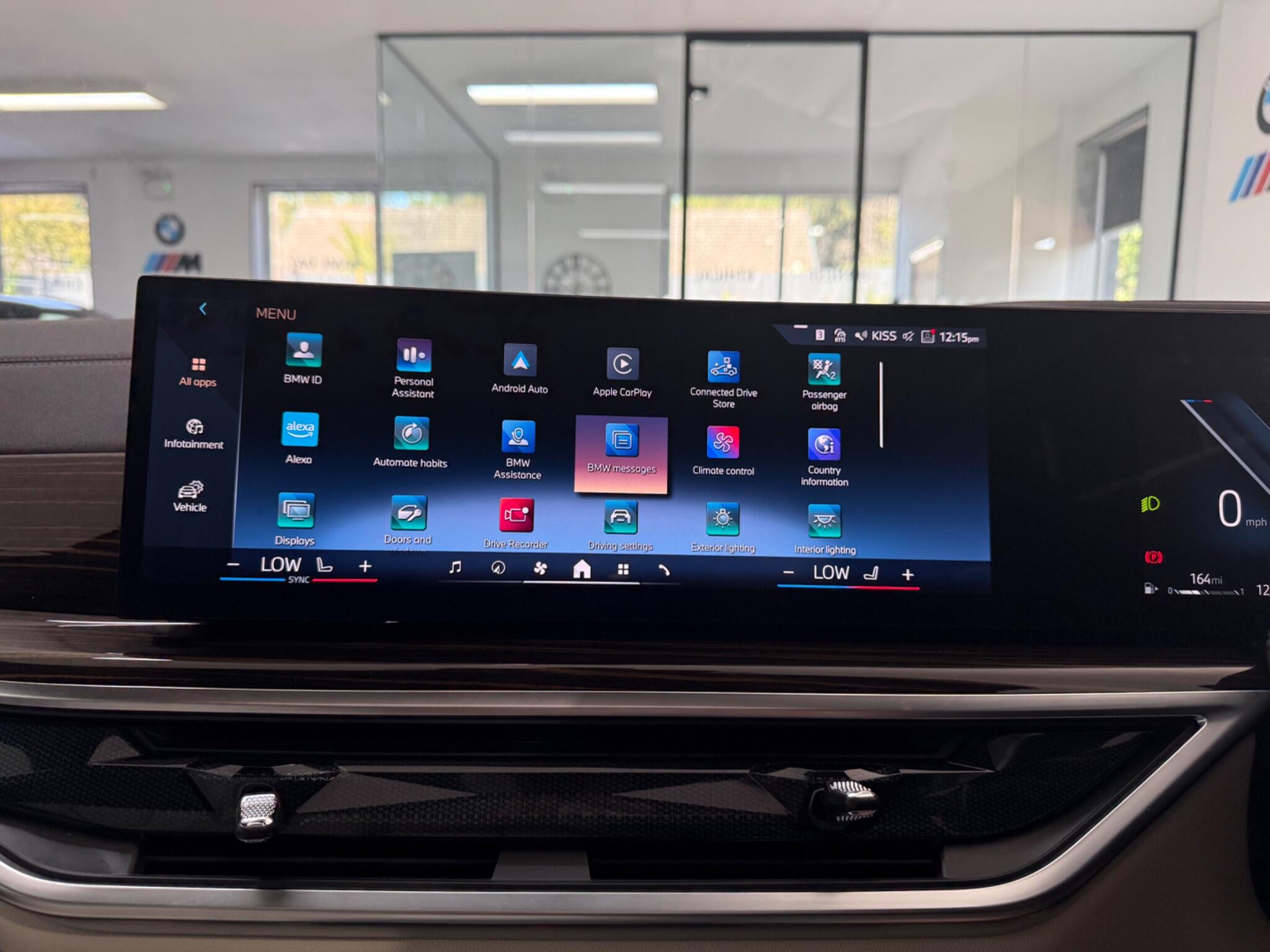 BMW X7 view 35
