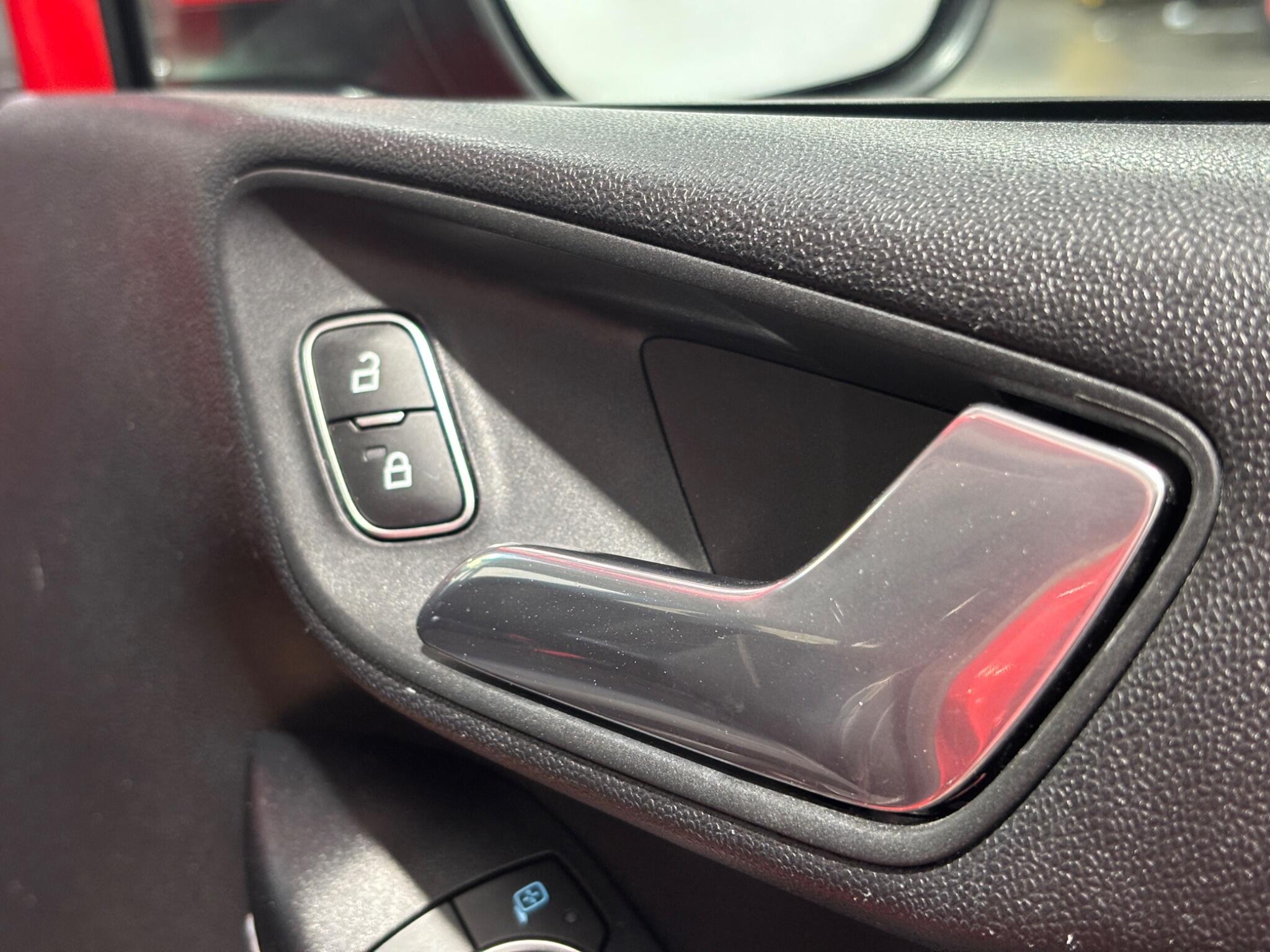 Ford Fiesta view 26