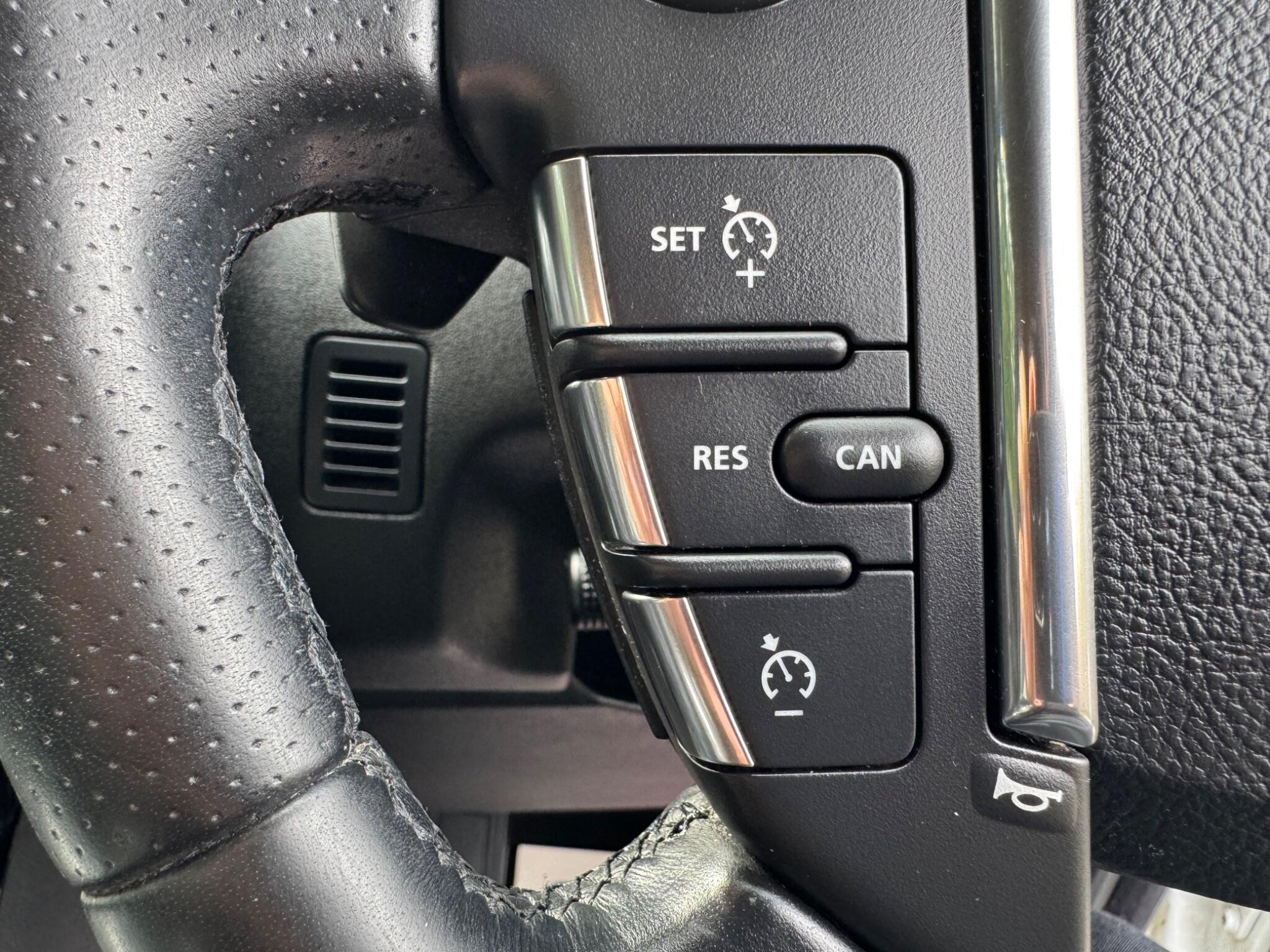 Land Rover Range Rover Sport view 31
