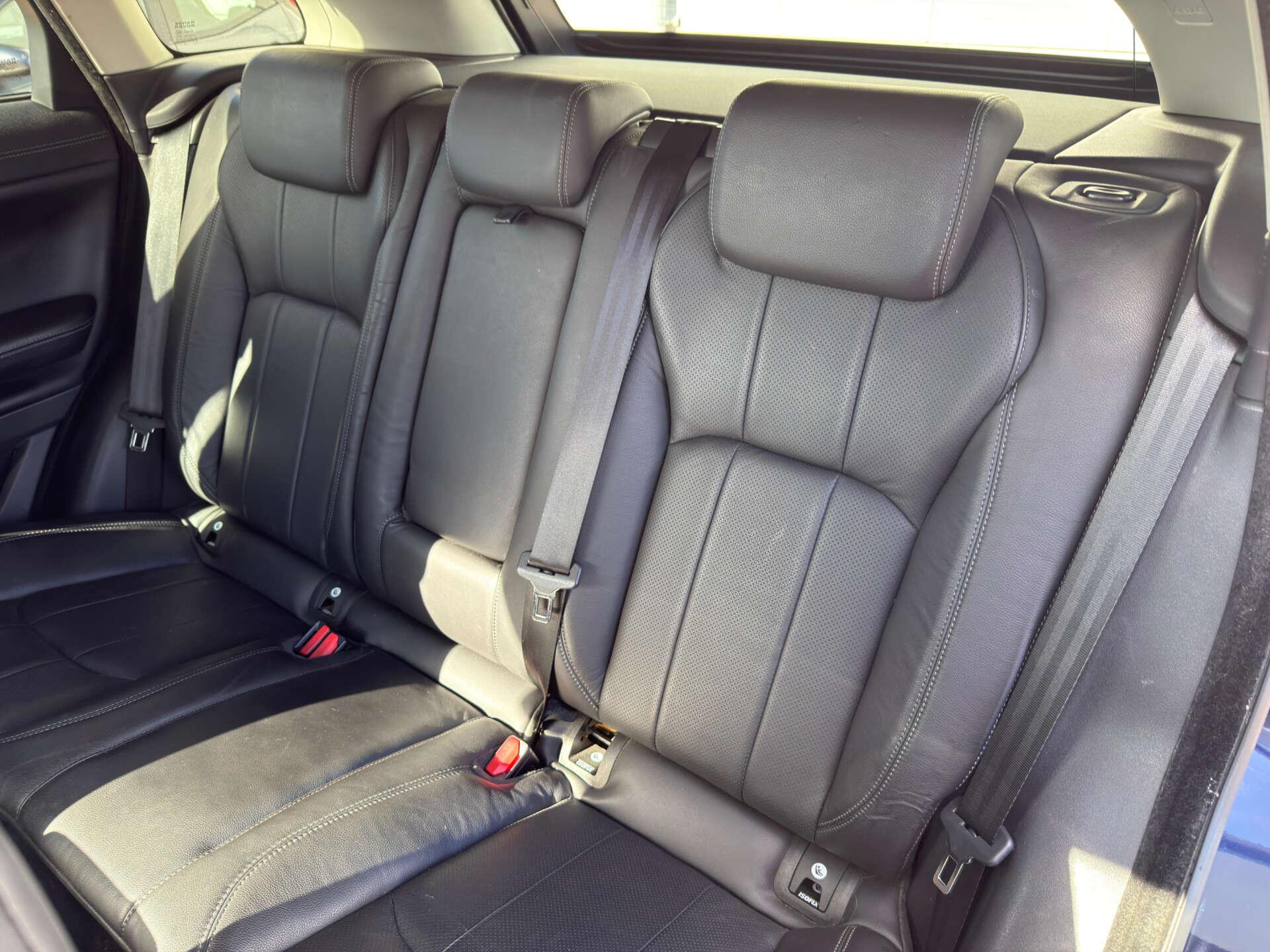 Land Rover Range Rover Evoque view 26