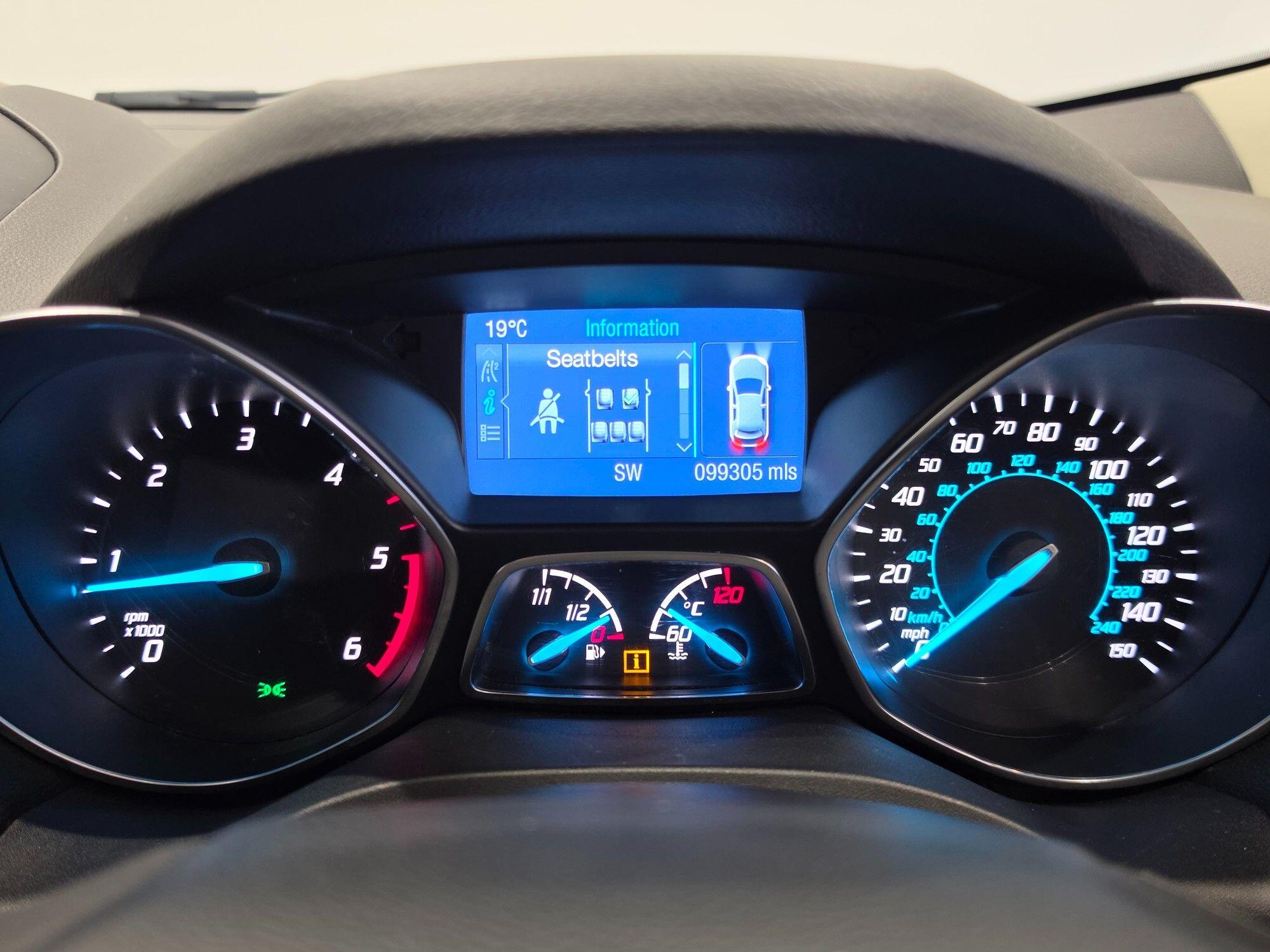 Ford Kuga view 38
