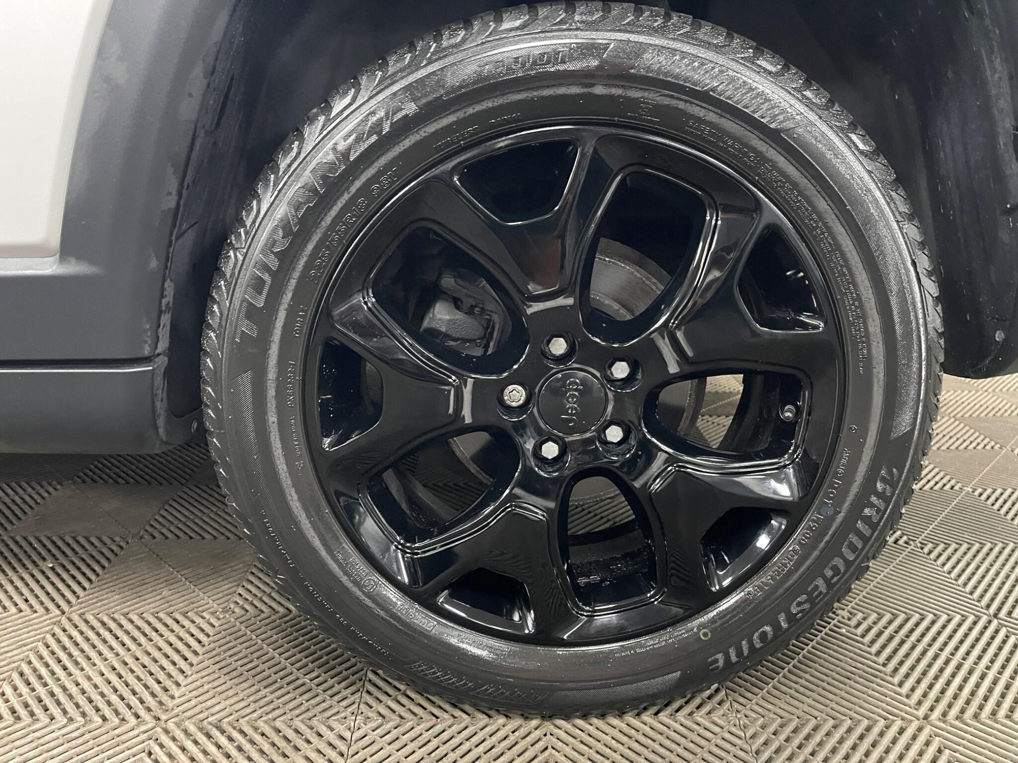 Jeep Compass view 46