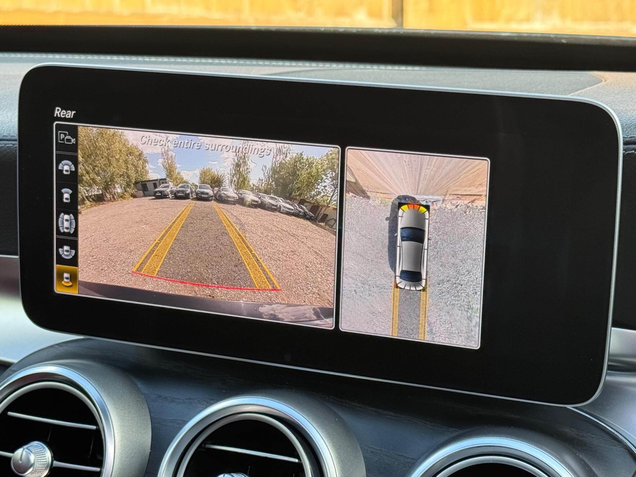 Mercedes-Benz C-Class view 44