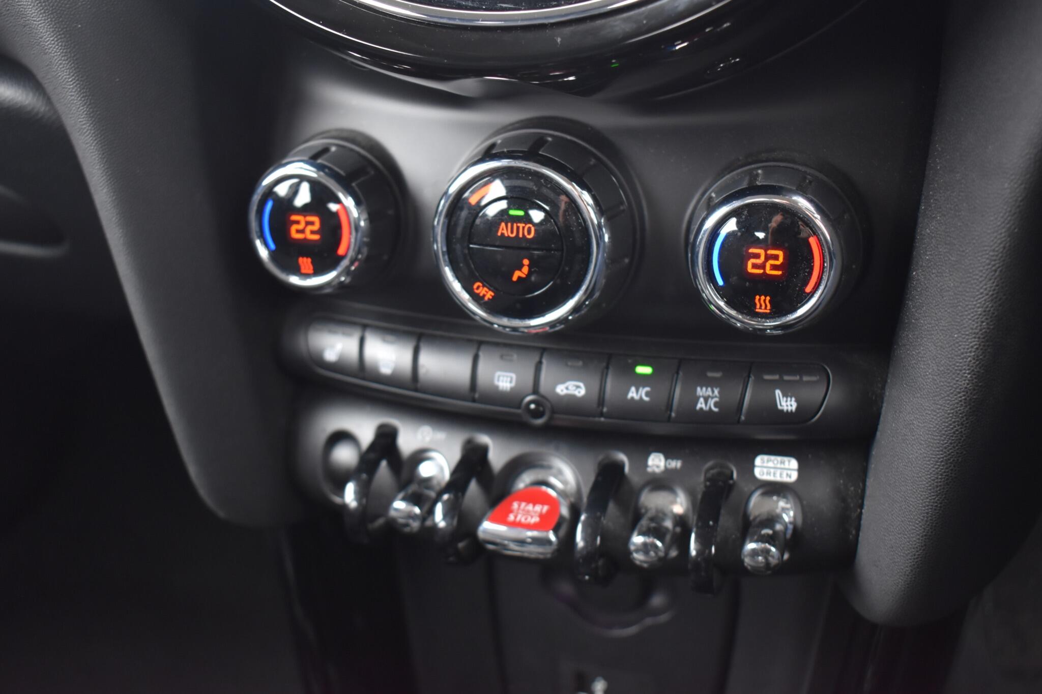 Hatch - 1.5 Cooper Classic Steptronic Euro 6 (s/s) 5dr - Image 20