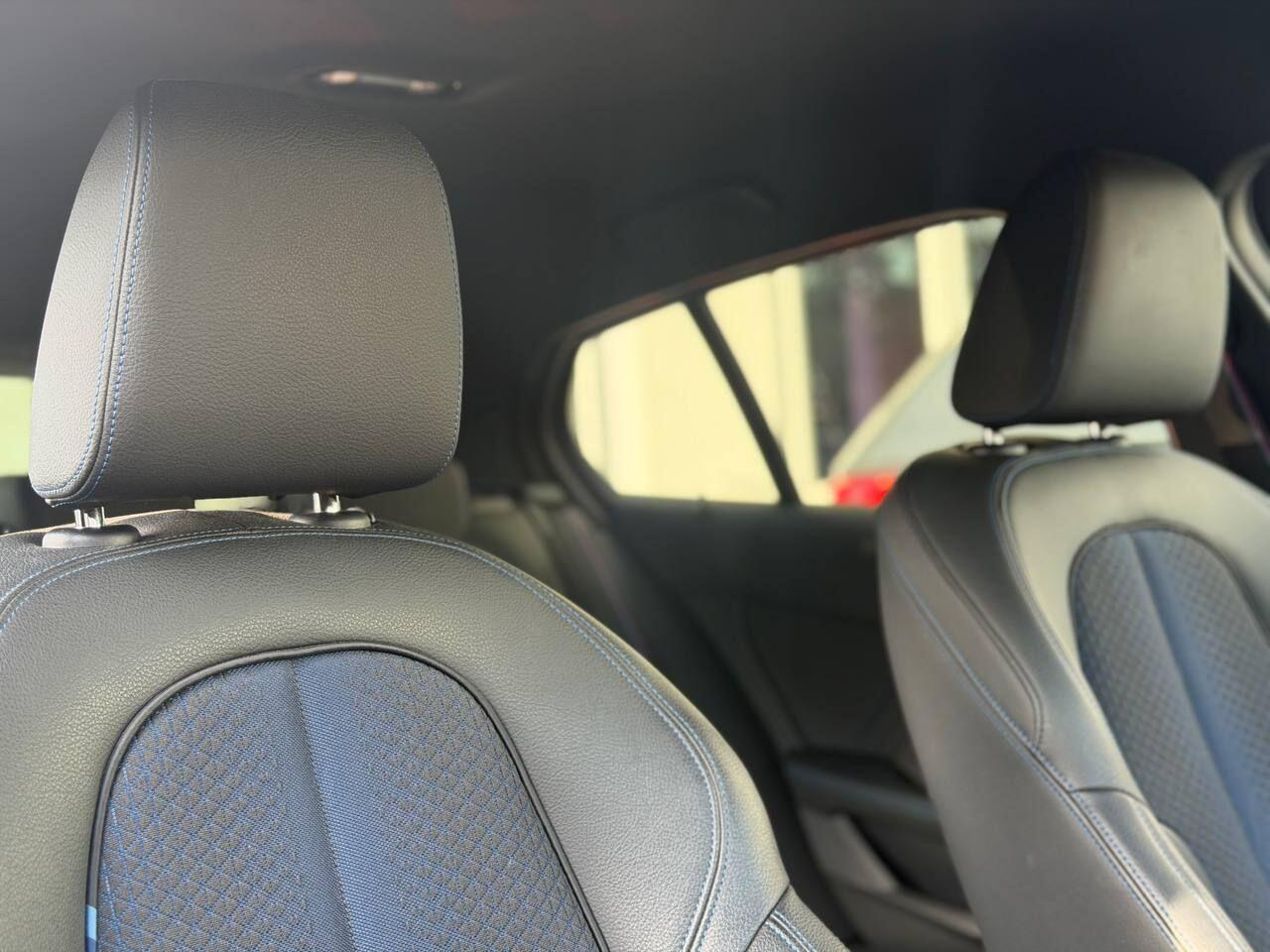 BMW 1 Series view 13