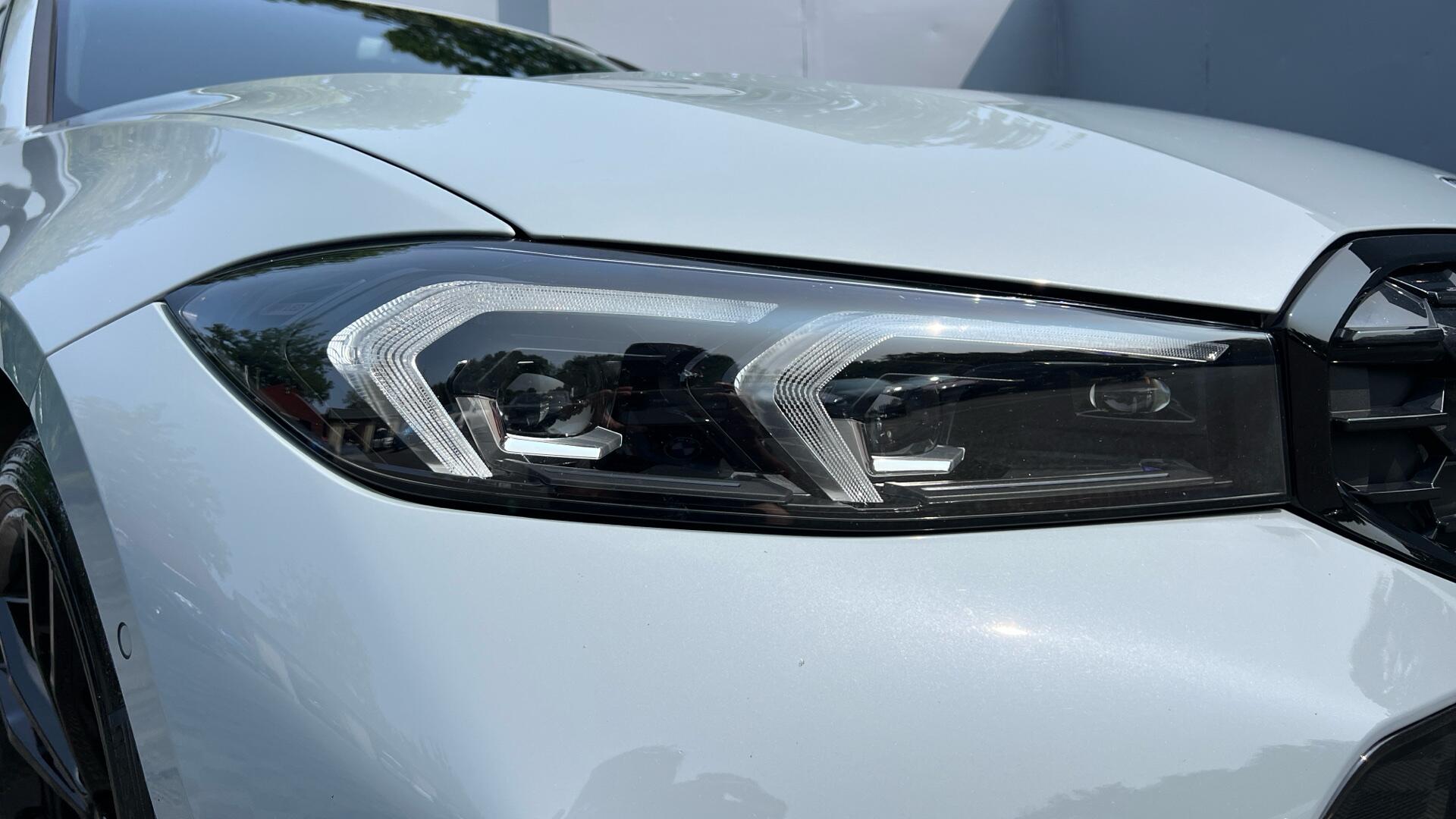 BMW 3 Series view 23