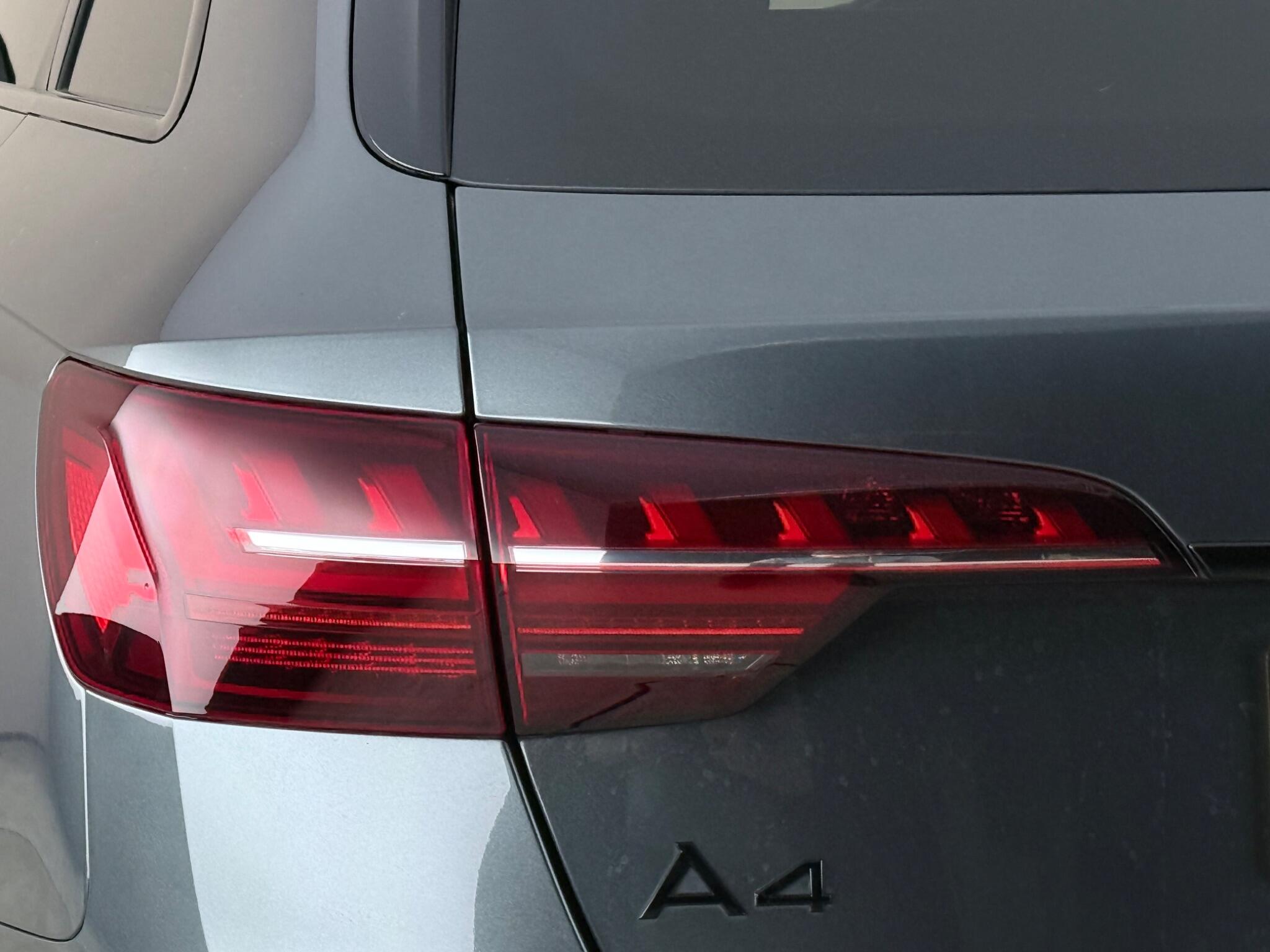 Audi A4 view 12