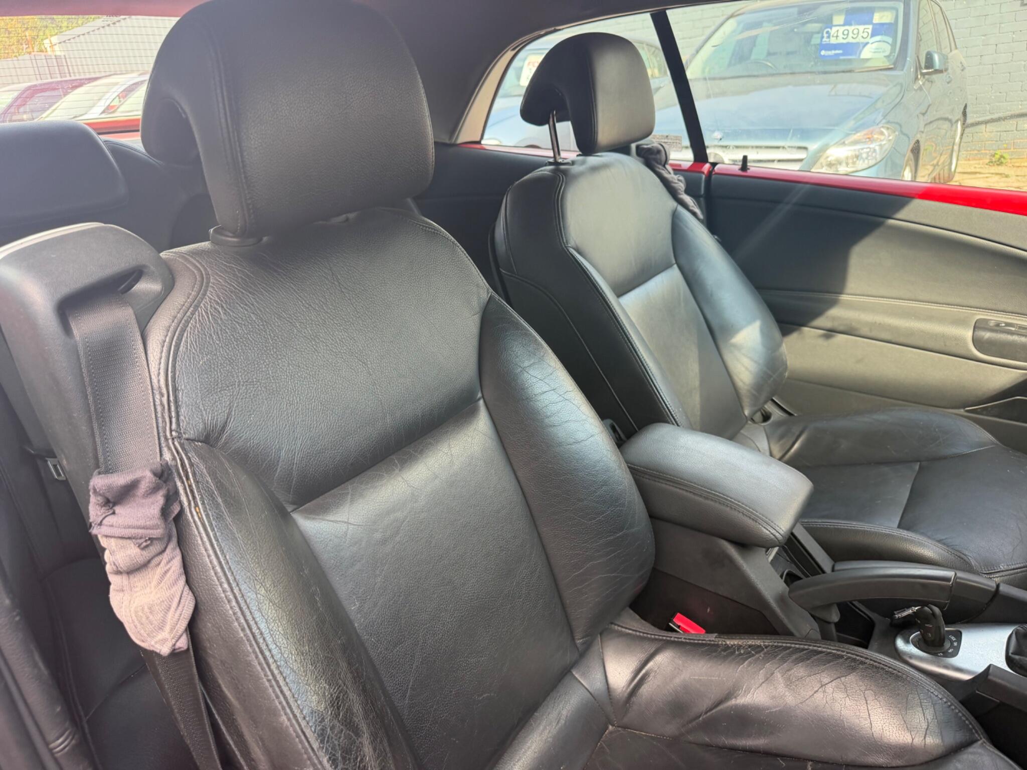 Saab 9-3 view 15