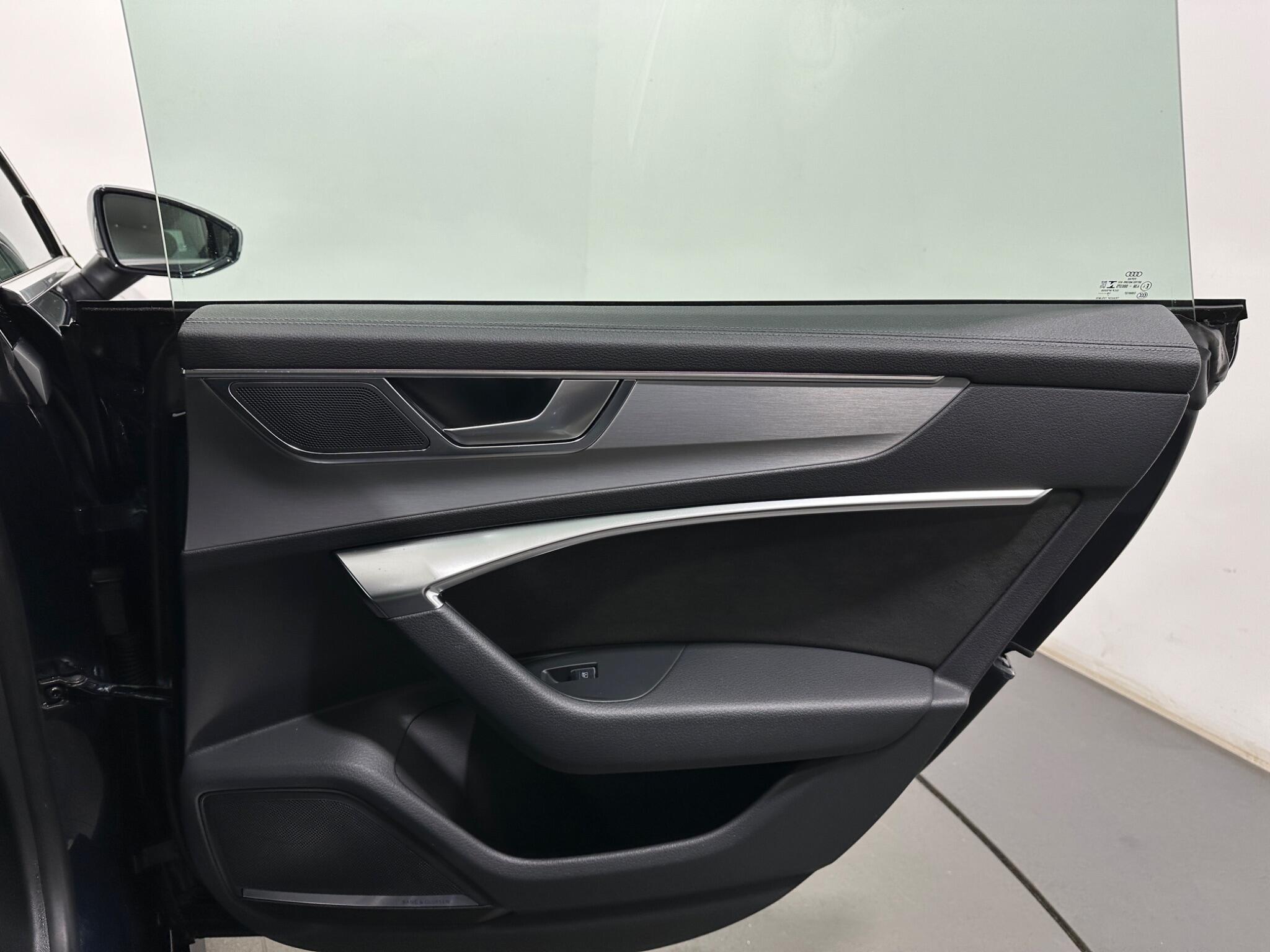 Audi A7 view 43