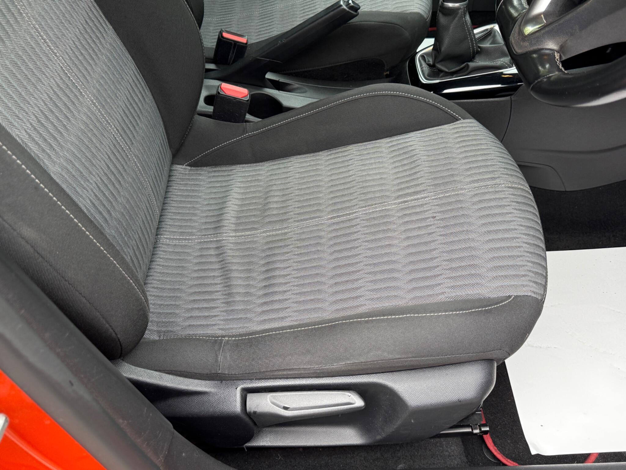 Vauxhall Corsa - Image 34