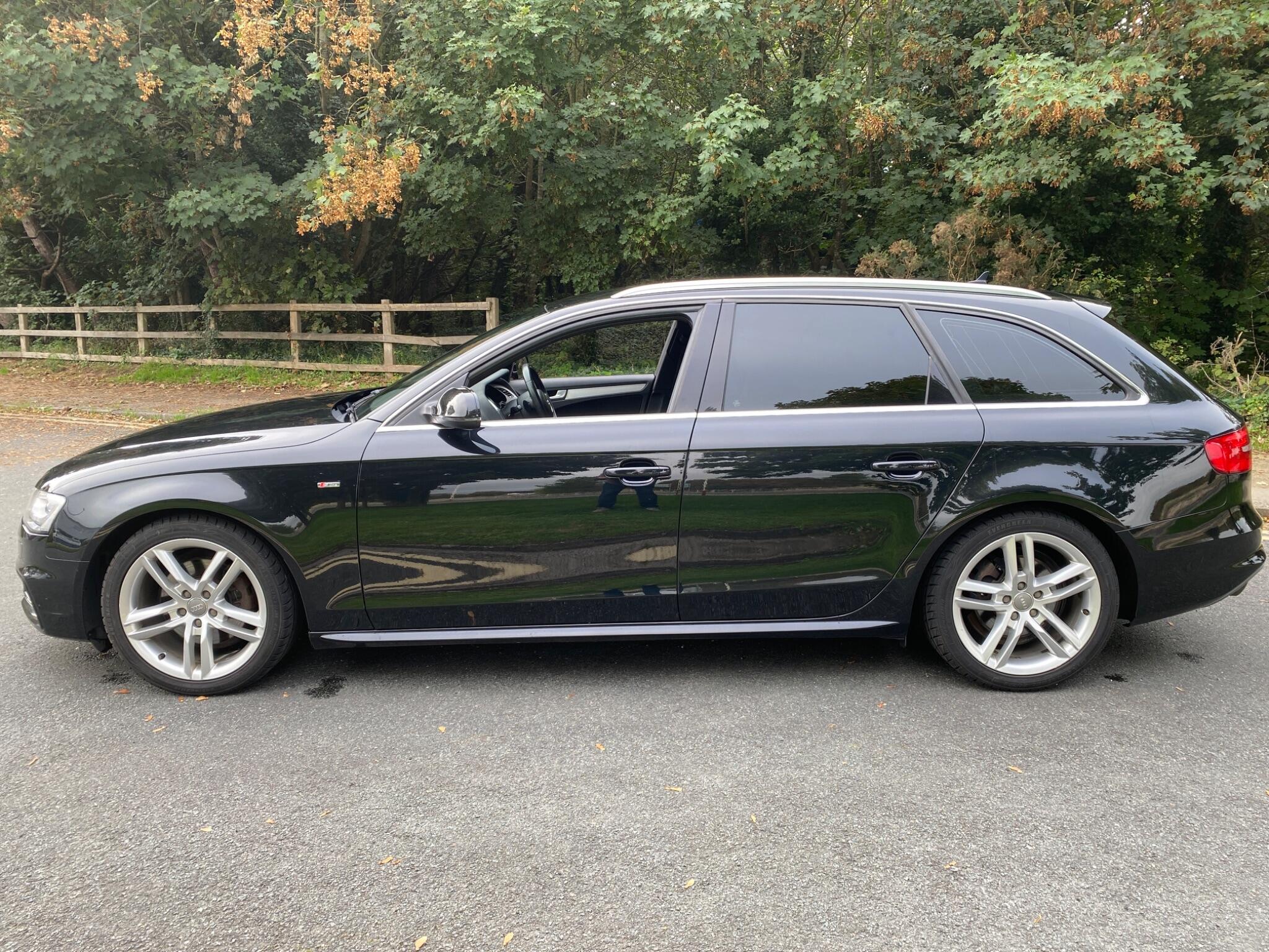 Audi A4 Avant 2.0 TFSI S line S Tronic quattro Euro 5 (s/s) 5dr
