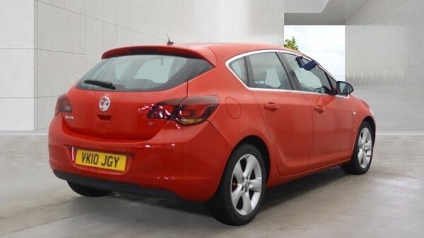 Vauxhall Astra view 2