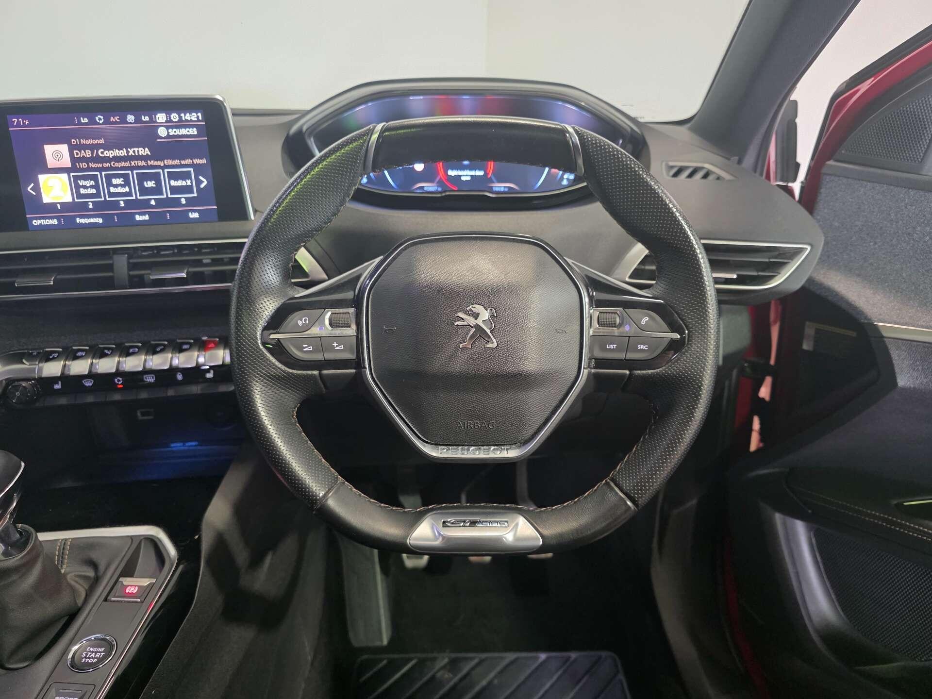 Peugeot 3008 view 18