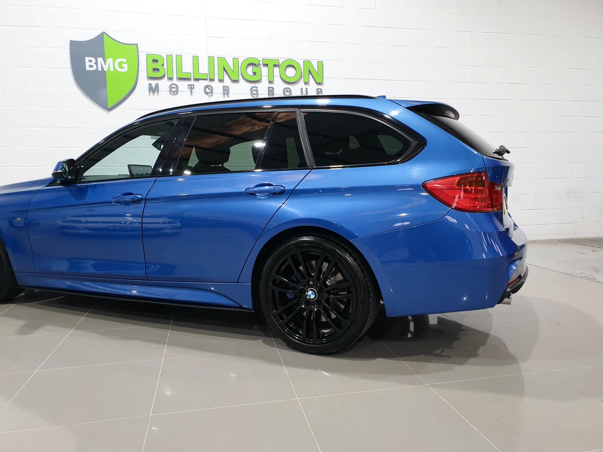BMW 3 Series view 25