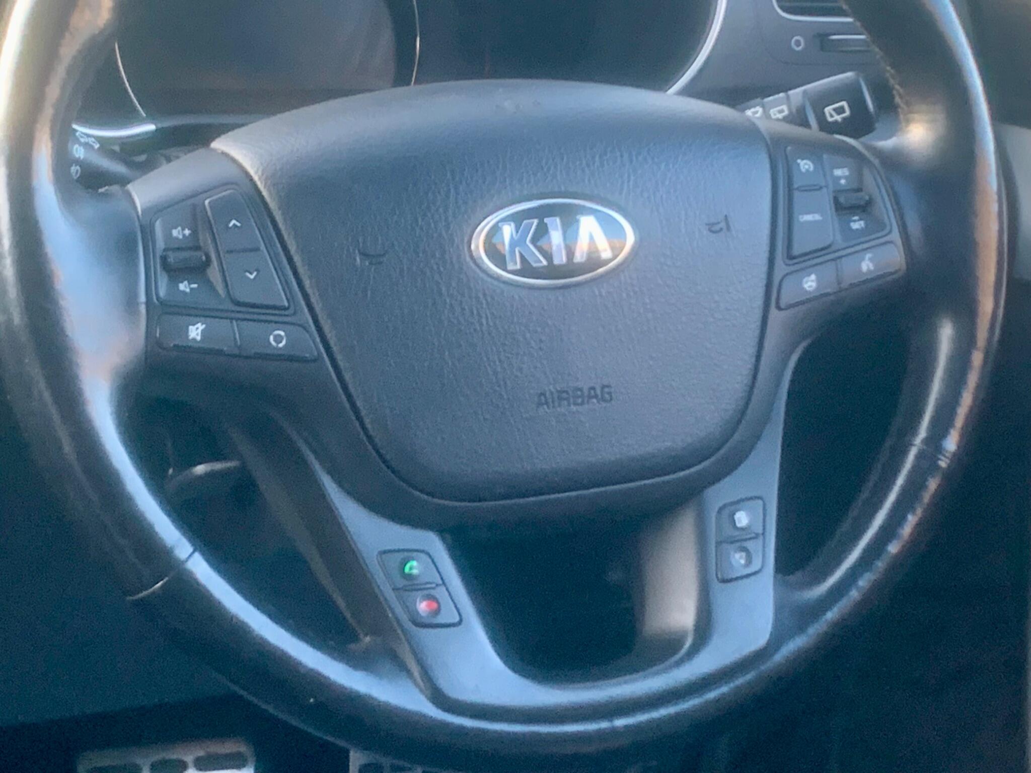 Kia Sorento view 16