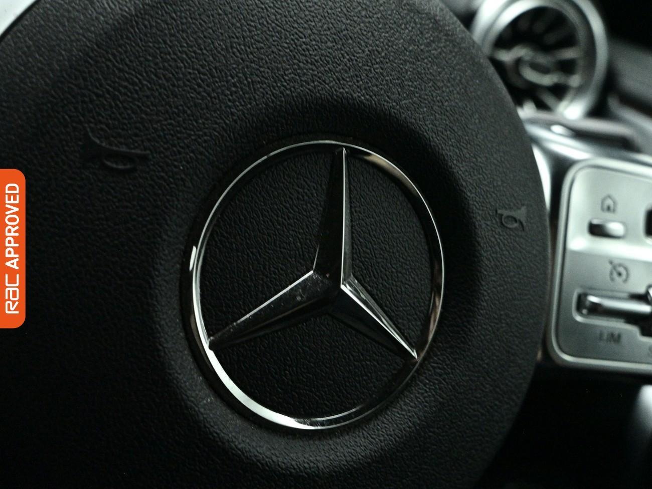 Mercedes-Benz Cla view 22