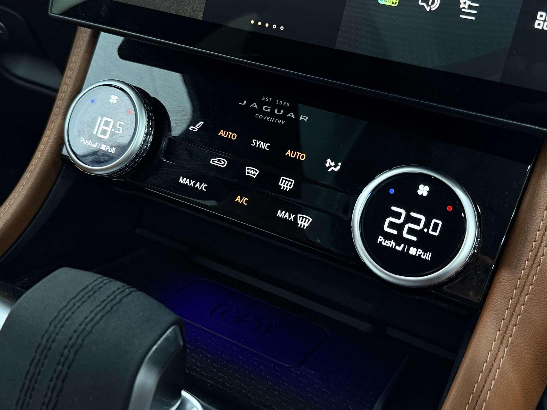 Jaguar F-Pace view 47