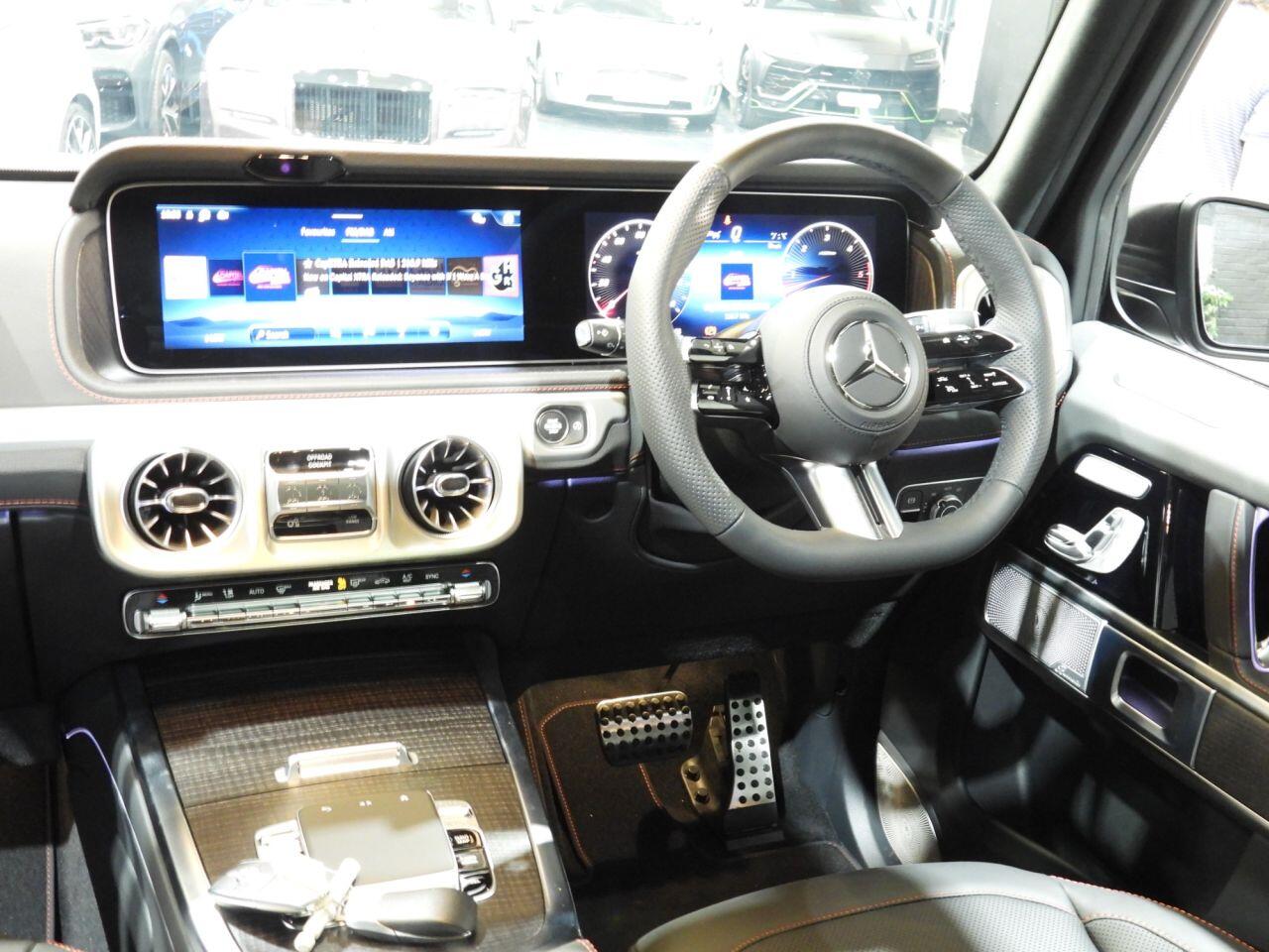 Mercedes-Benz G Class view 4