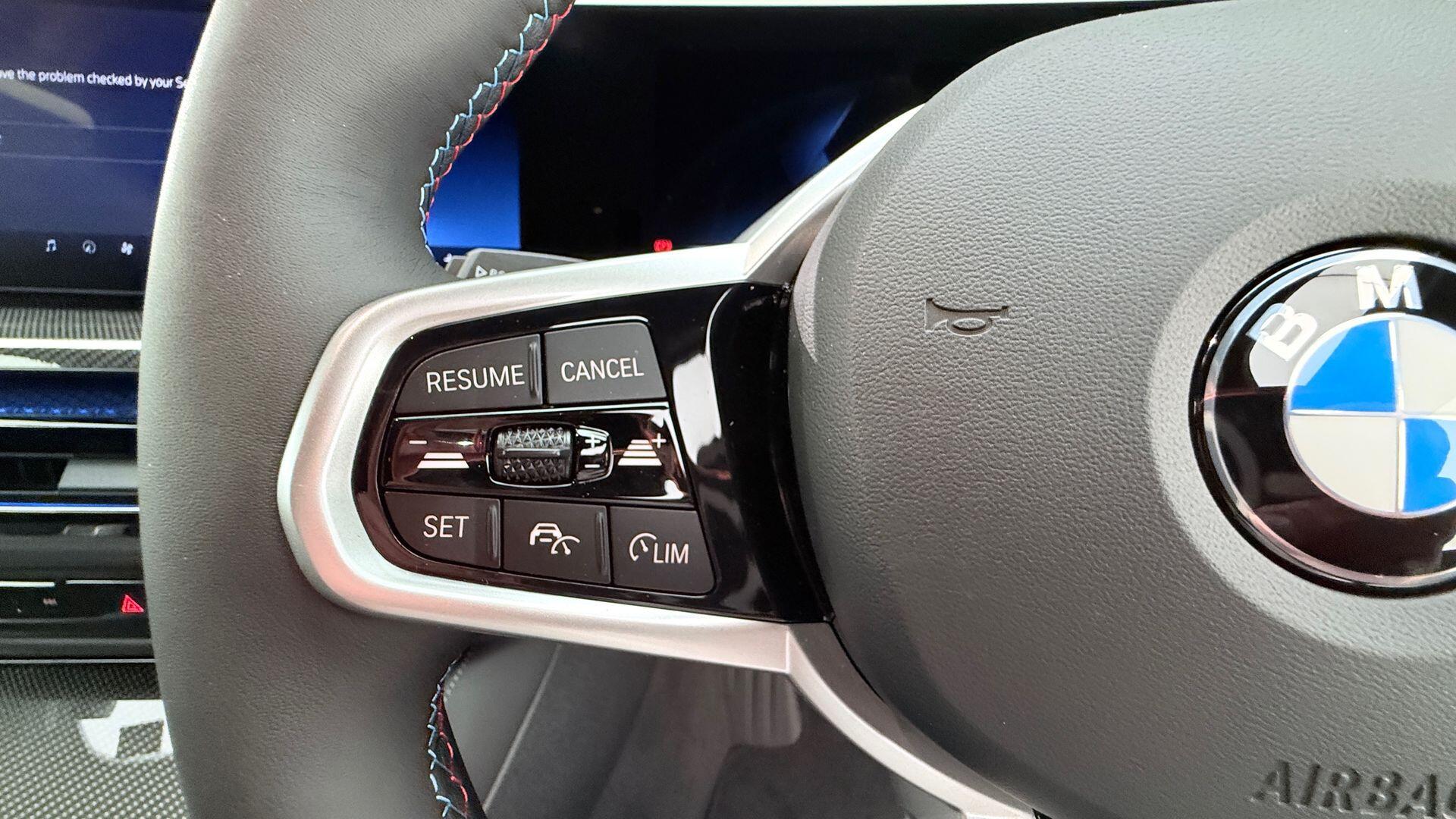 BMW i4 view 17