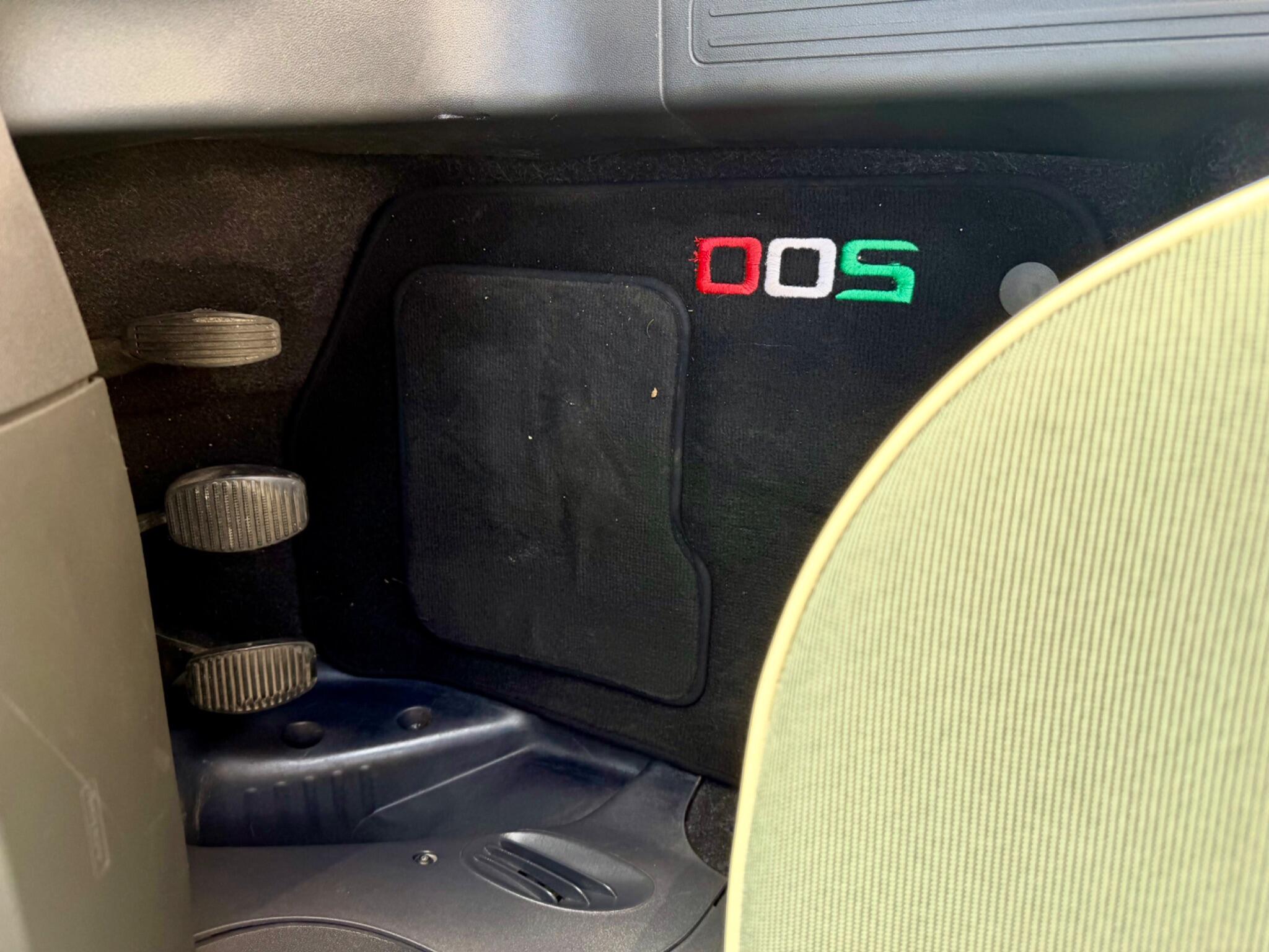 Fiat 500c view 52