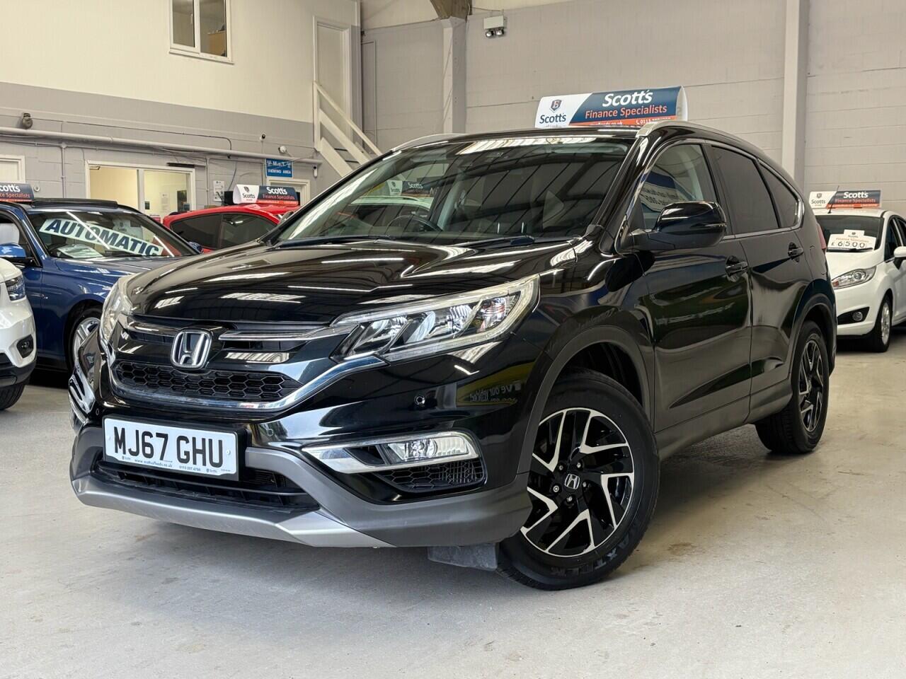 Honda CR-V view 3
