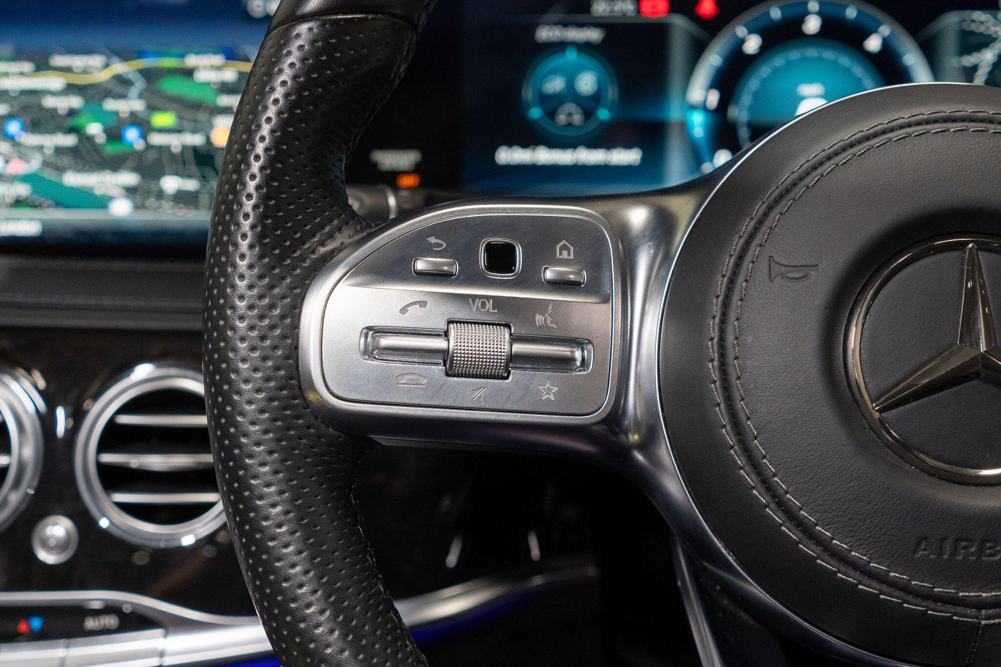 Mercedes-Benz S-Class view 18
