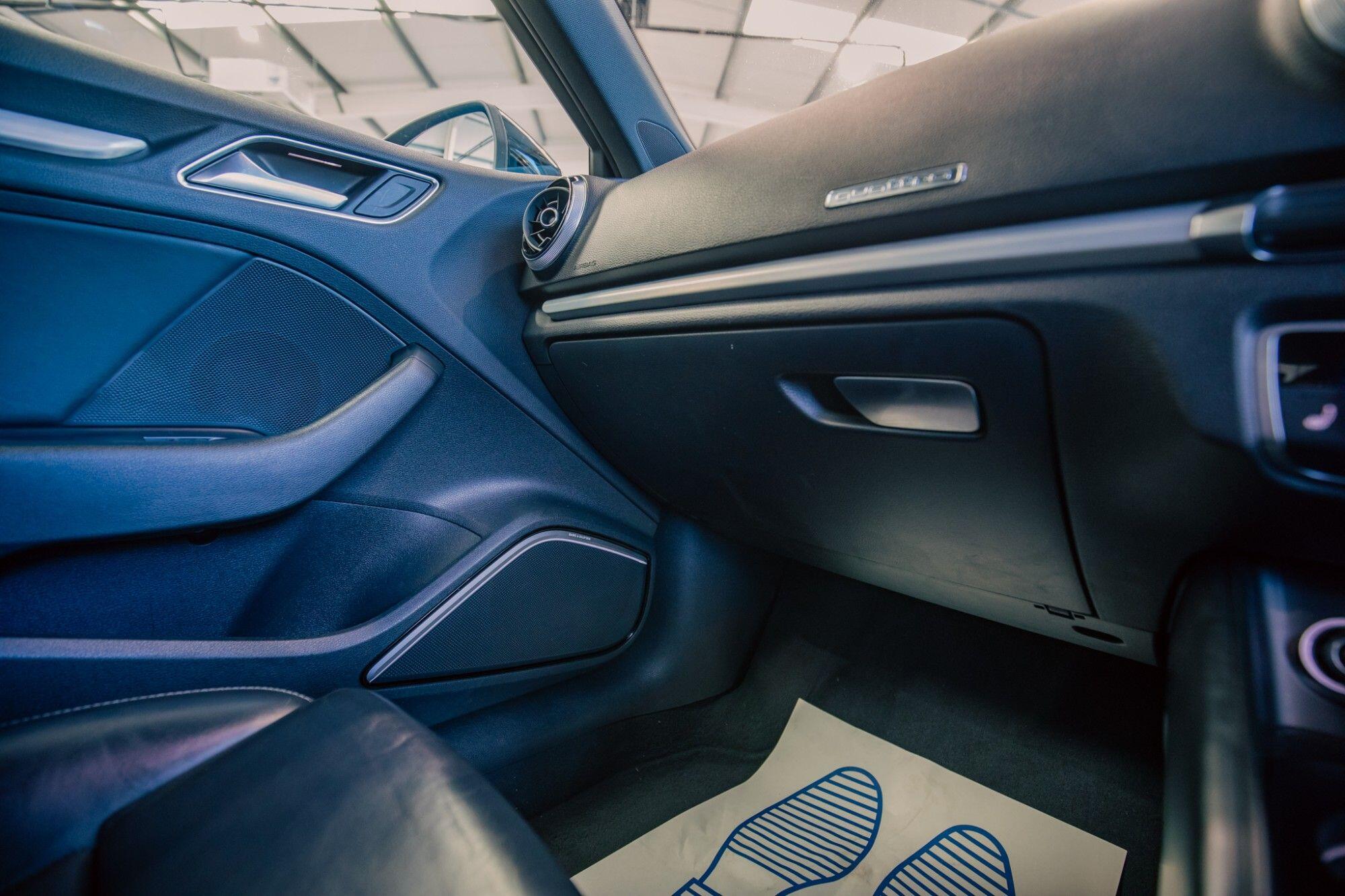 Audi S3 view 21