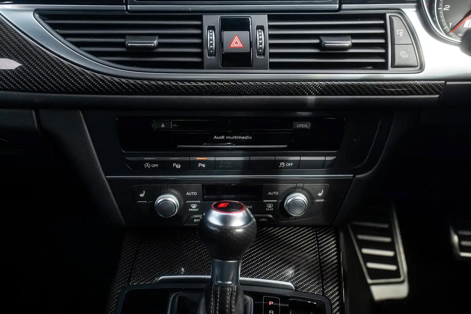 Audi RS6 view 49