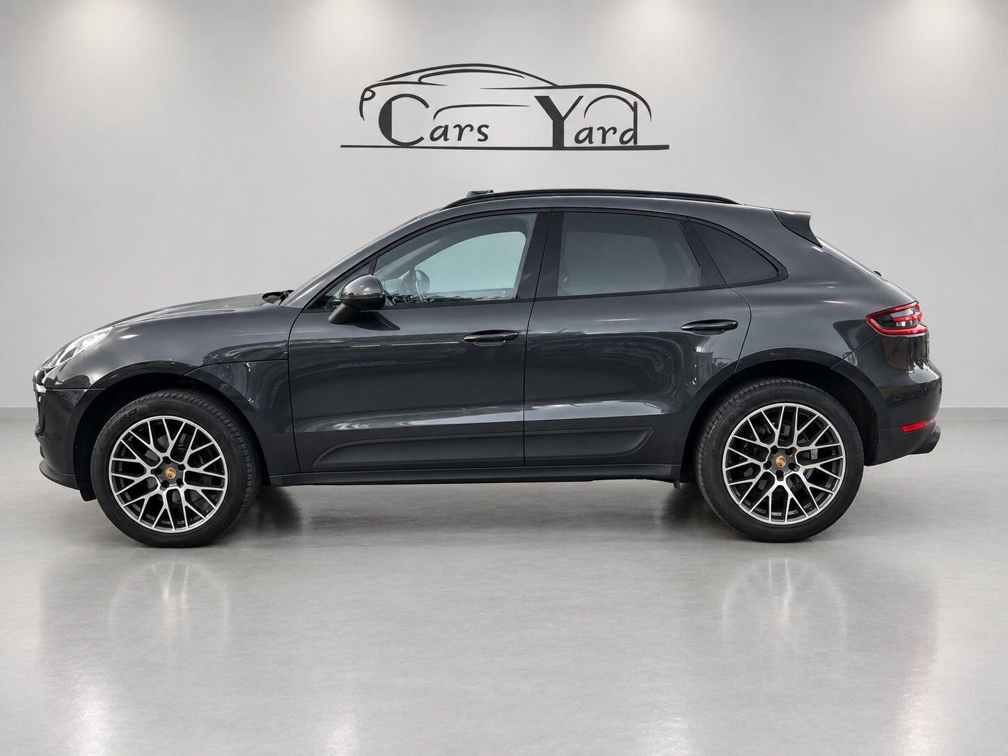 Porsche Macan view 17